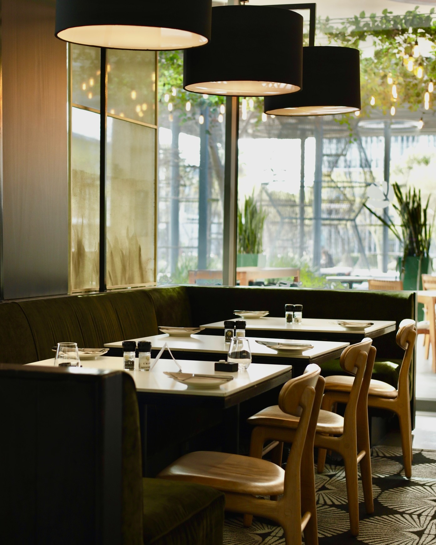 Consider this your Monday motivation. 🎷🥢
The inbox is full, but your Sunday shouldn't be. Secure your spot for the city’s most soulful brunch—where the jazz is live, the energy is premium, and the food is pure Umami.
From the first pull of the saxophone to the last bite of our curated buffet, we’re serving up a high-energy atmosphere that turns a standard Sunday into a weekly highlight. This is where a sophisticated soul meets a spread that demands a second (and third) look.
Sunday Essentials:
◾ The Vibe: Live Jazz & Soulful Flavours
◾ The Time: 11:30 – 14:00
◾ The Clock: Last seating at 12:30 sharp
End the week on a high note. Secure your table via the link in our bio.