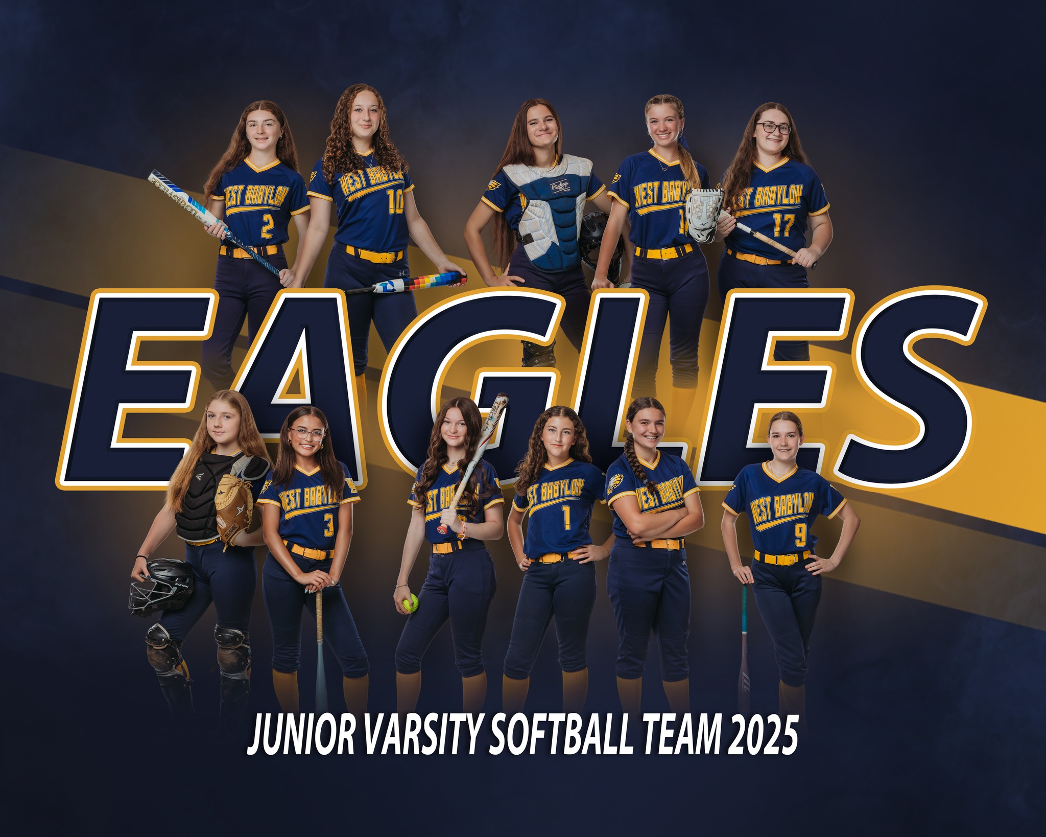 Sometimes we get a little busy and forget to post our fave pics 😆
#Softball teams are SO MUCH FUN to photograph!