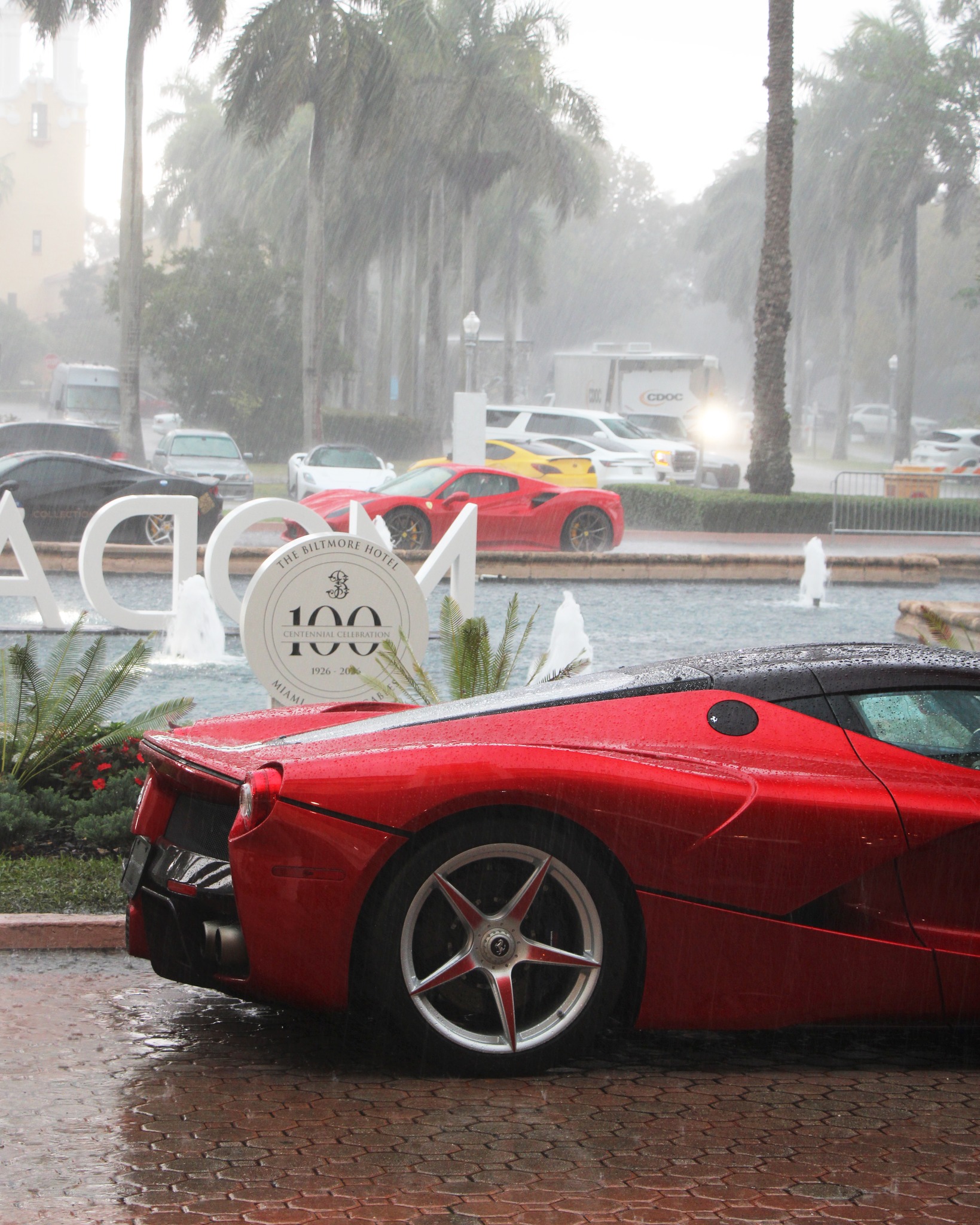 Proof that exotic cars don’t melt when they get wet... Crazy storms at @modaevents_official made for an interesting day but also some interesting shots. Here’s a LaFerrari in front of the @biltmoremiami as the rain poured down 🏁
💻 StephenCookMedia.com
#modamiami #ferrari #laferrari #exoticcars #miami