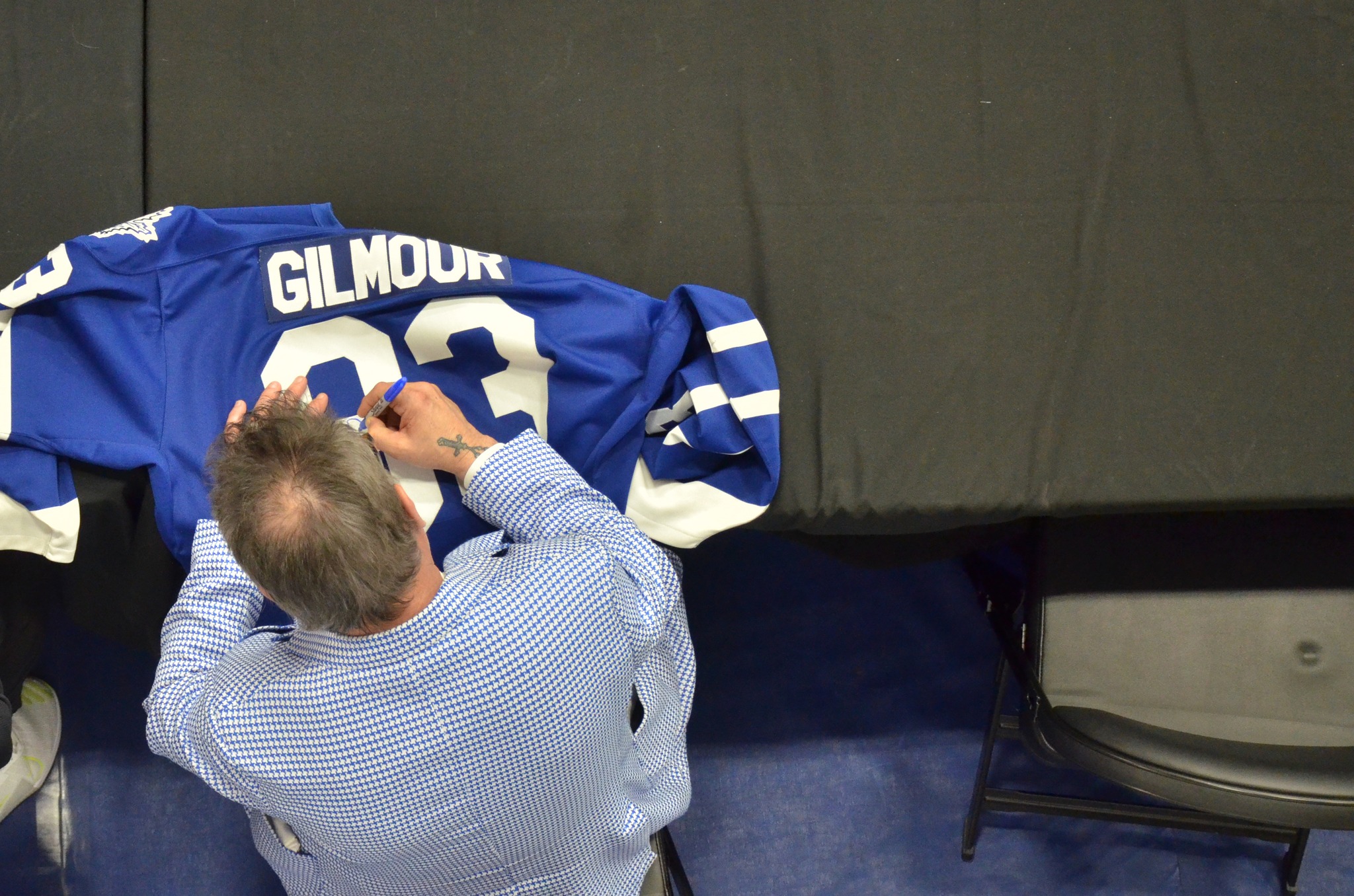 Big thanks to our autograph guests this afternoon Doug Gilmour, Wendel Clark and Ray Bourque on Day 2 of the Western Canada Sports Collectors Convention hosted by @bossa.sports