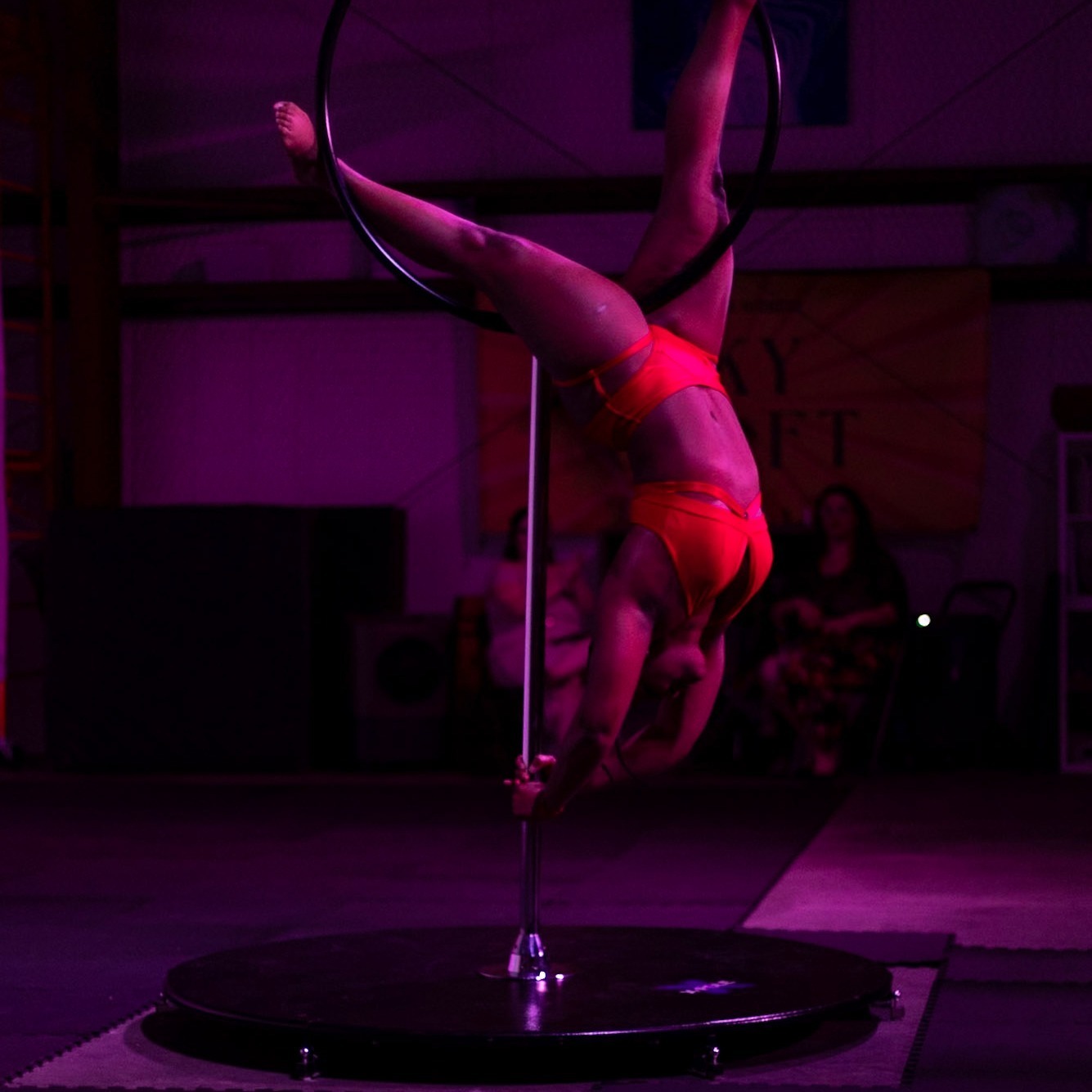 AMAZING performances by our adult aerial students!! Friday's showcase, Power, Grace, & Grit, presented in partnership with Magnolia's Playground: Yoga and Pole Fitness @magnoliasplayground , was such an incredible expression of creativity and athleticism.
Thank you to our 100+ audience members who came out for the show, we love your enthusiasm!
✨ Photos by @photo.pandaemon
#aerialshowcase #getinspired #aerialdance #powergracegrit