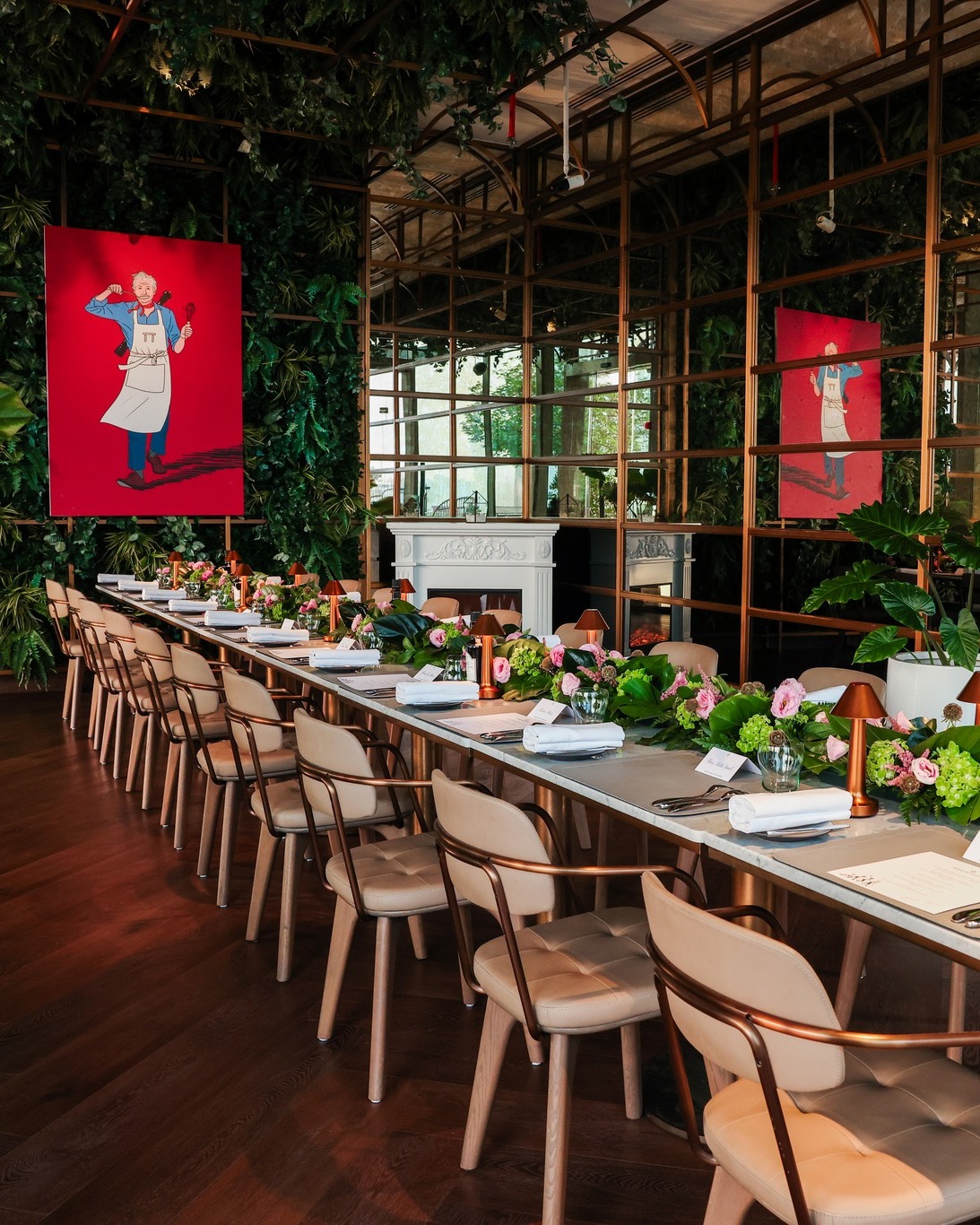 An evening that feels set apart, perfect for gatherings that matter...
For more information and bookings, please visit pierresdubai.com or call us at +971 56 511 3356
#PierresDubai #GaultMillauUAE #michelinguidedxb #pierregagnaire