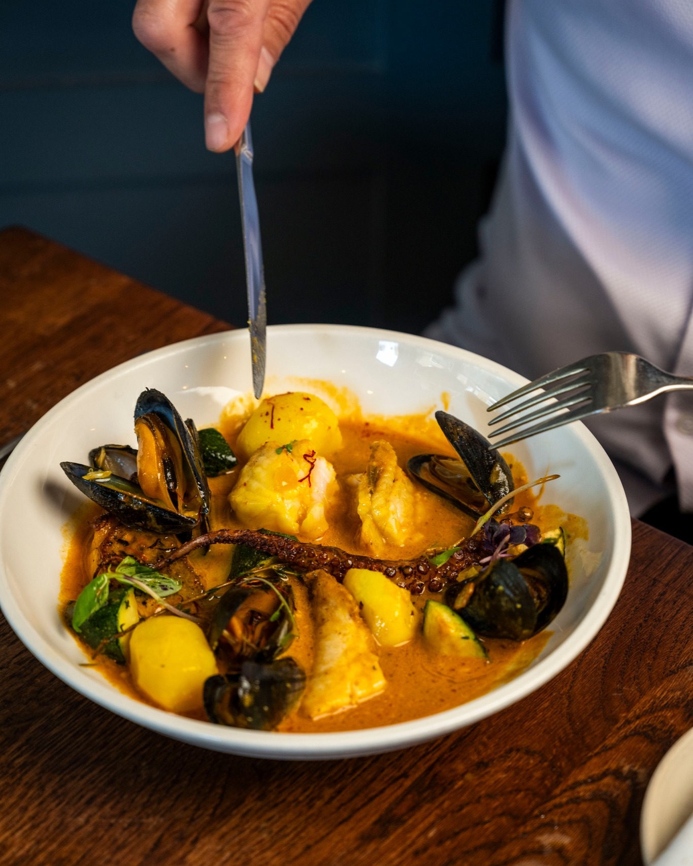 Join us for La Bouillabaisse Lunch on Friday, 24th April at 12:30pm, a three-course celebration of this French classic, finished with tarte au citron. 🐟
Reserve your table while you can through the link in our bio. 🇫🇷