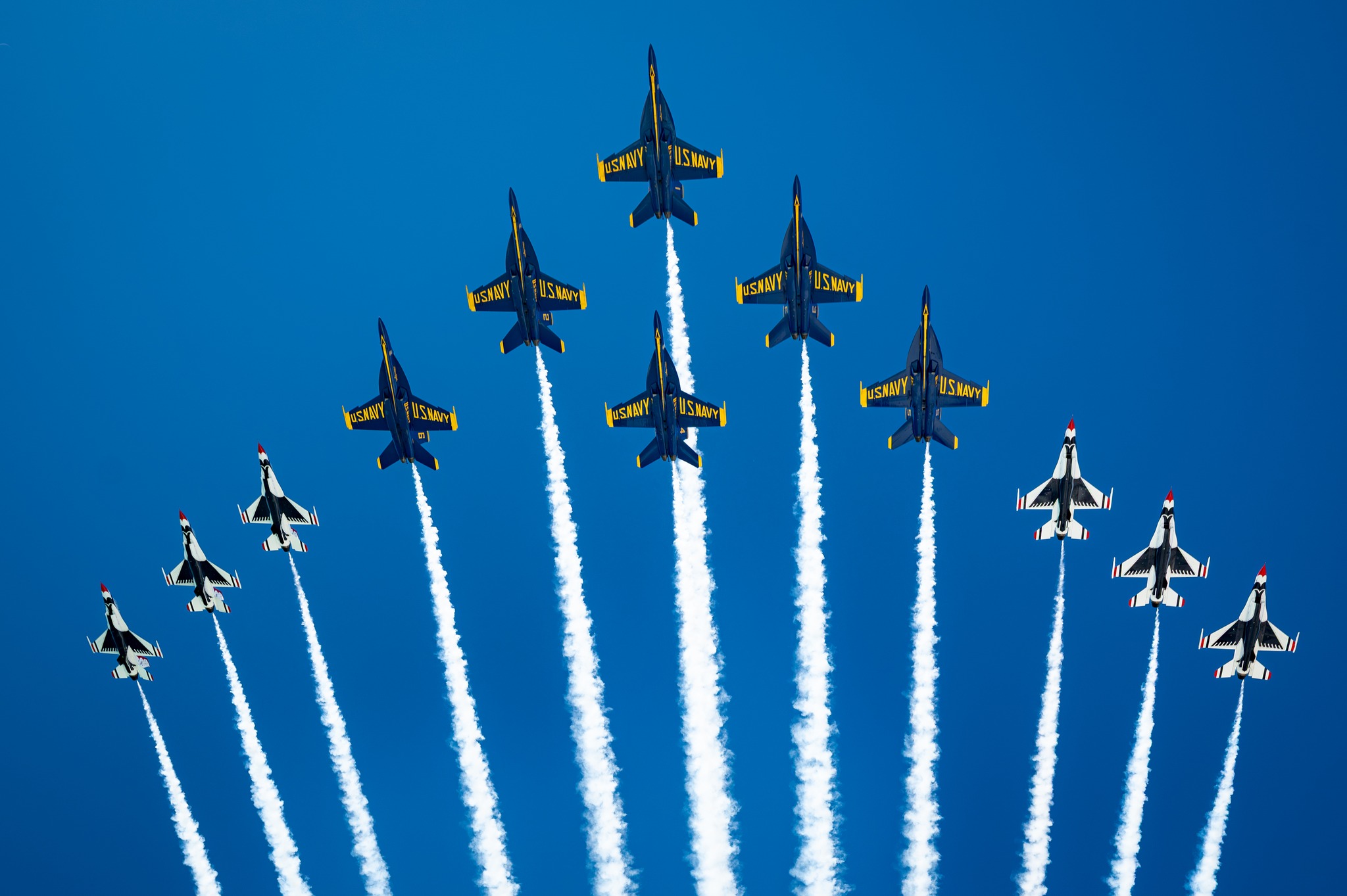 This is why I love shooting on the Gulf Coast…
You never know when something like THIS is going to happen.
The @usnavyblueangels and @afthunderbirds flying together in a rare Super Delta formation over Pensacola Beach…
Perfect light.
Perfect backdrop.
Once-in-a-lifetime moment.
I broke it all down in a blog, plus added some awesome facts about both teams and why Pensacola is such a special place for aviation.
👉 Read it here: https://www.sunsetphotography-pcola.com/post/super-delta-over-the-gulf-a-historic-day-with-the-blue-angels-thunderbirds-in-pensacola-beach-ap
#BlueAngels #Thunderbirds #SuperDelta #PensacolaBeach