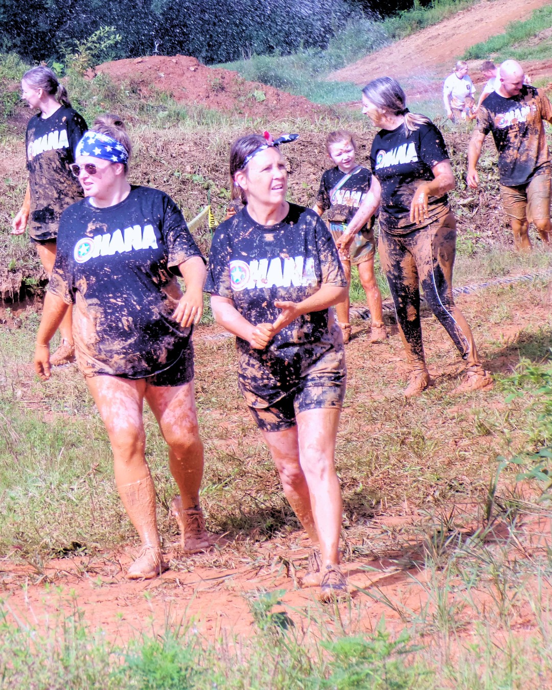 Badass mama-jamas in one of their many natural elements, mud. 💃🏻
#OhanaMudRun #MorgantonMudRun #MudRunNC #MorgantonNC #FamilyMudRun #KidsMudRun #FamilyFun #GetMuddy #MudLife #Muddy #ObstacleRace #SummerFun #mudbuddies #ExploreNC
#badassmamajama #mudmama #mudrun #ohanamudrun #familyfun