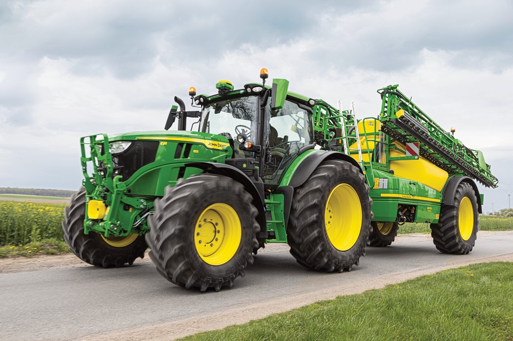 Kui vajad kevadtöödeks traktorit, siis meil on üks laomasin parasjagu üle 💚John Deere 6R ....