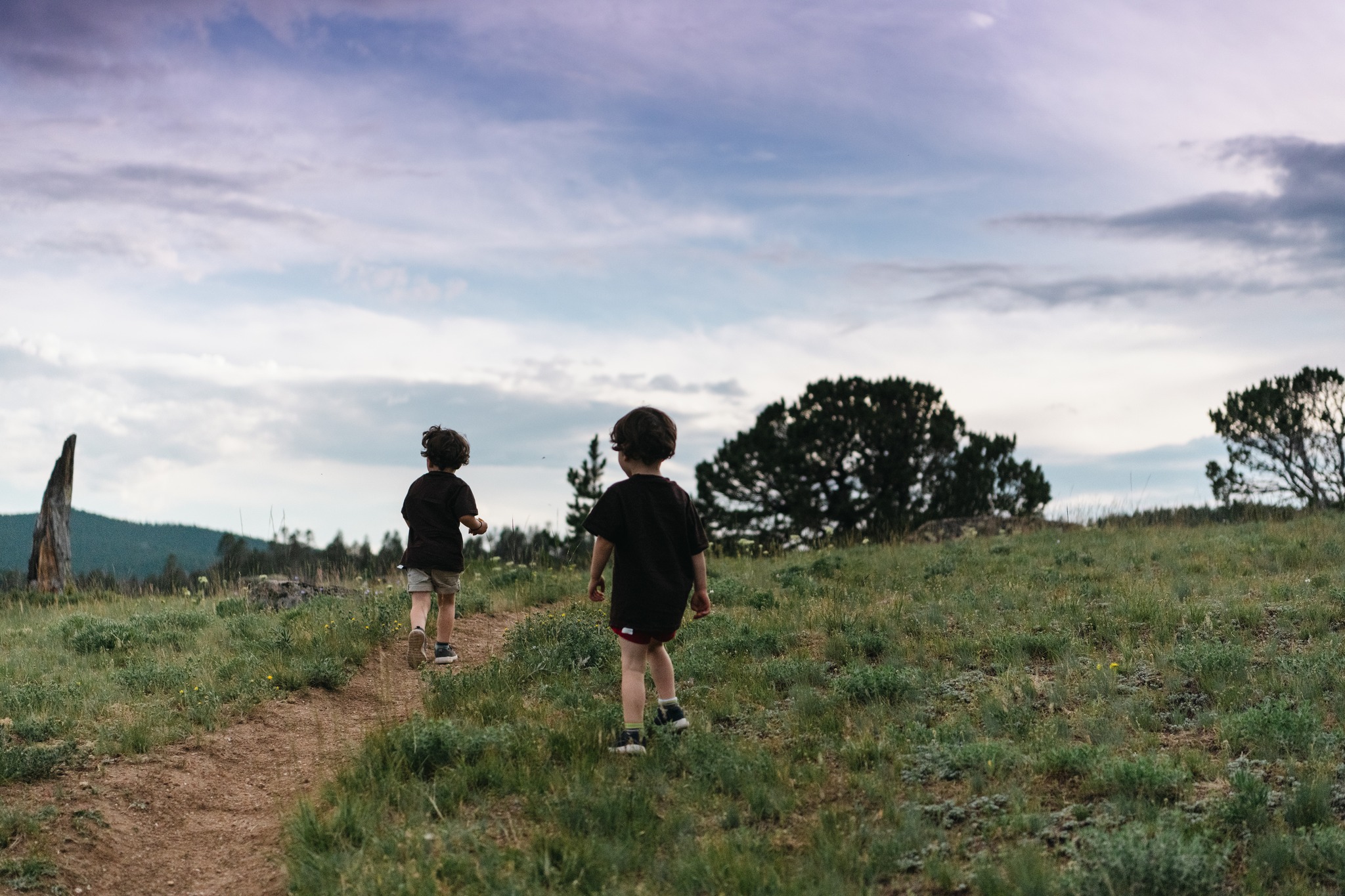 A nod to all the buddies, pals, amigos, besties, partners in crime, BFFs, brothers and sisters out there on this National Sibling Day!
Here's to exploring together.
Find your adventure at sheridanwyoming.org
#ThatsWY #VisitSheridan