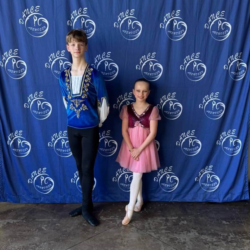 Amazing job to our classical ballet soloists! Reinard got Gold with Distinction ✨ and Most Promising award and Harper got a high gold mark! 🥇 way to go! 👏🏻 #balletnallthatjazz