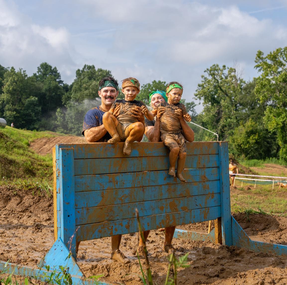 everyone’s doing it 🤙🙌
www.ohanamudrun.com
#doing #DoingTheMostGood
#doingthemostfun
