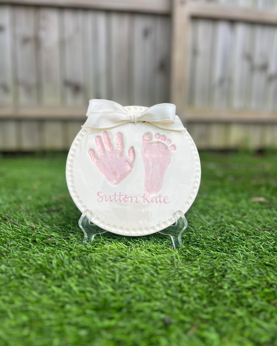 A few variations of some pink two impression plates - which one are you choosing for your daughter?
Pricing and the link to book is in the bio.