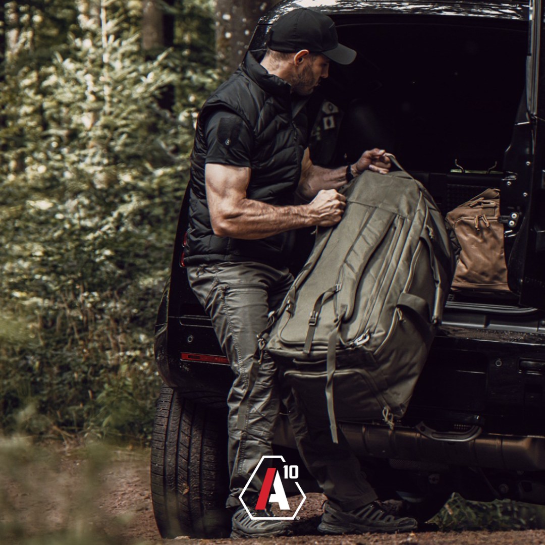 La différence ne se voit pas. Elle se ressent.
Chaque détail compte :
matières, finitions, précision…
Chez Tactical Gear, nous sélectionnons des équipements conçus pour durer, performer et résister aux conditions réelles.
Parce que sur le terrain, l’approximation n’existe pas.
#TacticalGear #Precision #GearUp #Performance #FieldReady #Qualité #TacticalMorocco #tacti_calgear #farmaroc #maroc