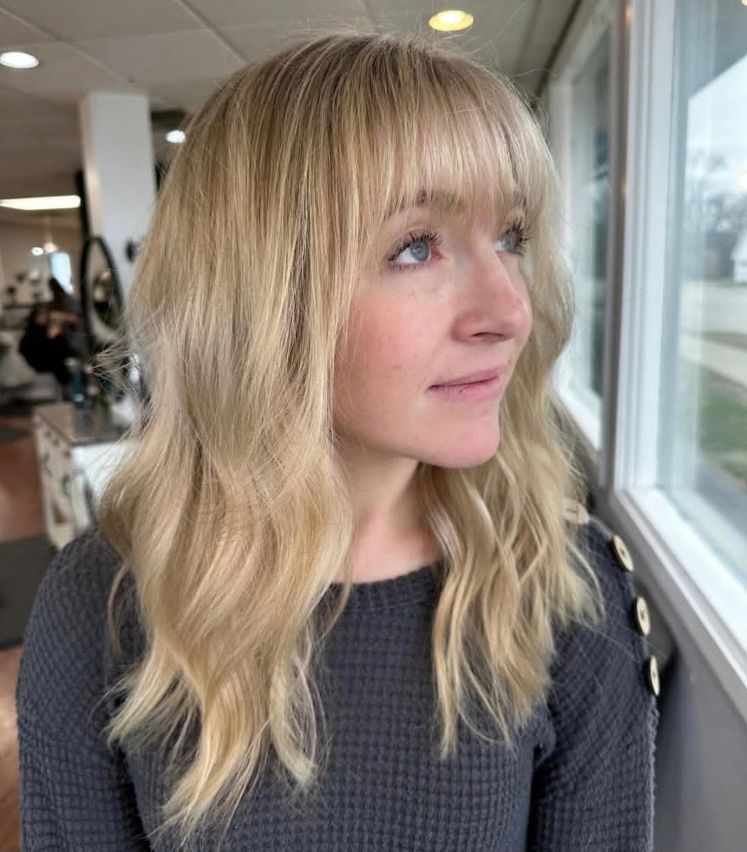 Full blonde and bang creation!! ✨️ Its what dreams are made of!!
@hairbykayleehouston