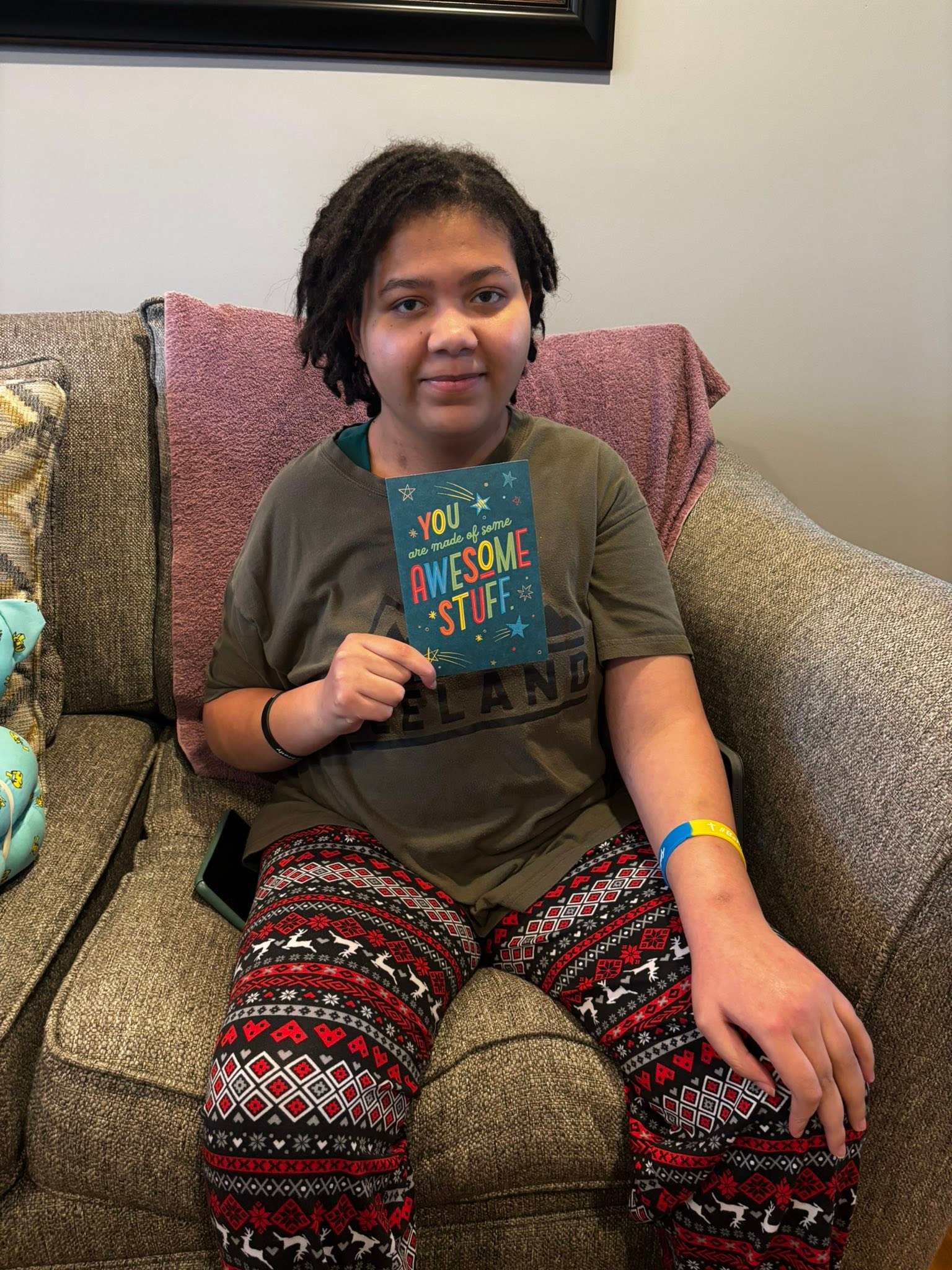 Kendall’s birthday is April 17th ya’ll. 17 yrs old. Many of you have been there since before she was even born. ❤️
I can remember her birth in detail right now from the day she was diagnosed until delivery time. They said she wouldn’t make it. They said they would do what they could. They said if she lives I could take her home to die. But God said yes. She will live and not die. Nothing is too big for God. He has plans for her life and one of them is to make non-believers, believers. There is no other way to explain these miracles. ❤️
#TeamKendall
#BeKendallStrong
**she has a doctors appointment tomorrow with the spleen specialist.
-I will give updates. We are still believing that God can perform miracles because He already has and He always will.
**gifts that she is holding is from the Caproon’s(donor family) ❤️❤️❤️😘