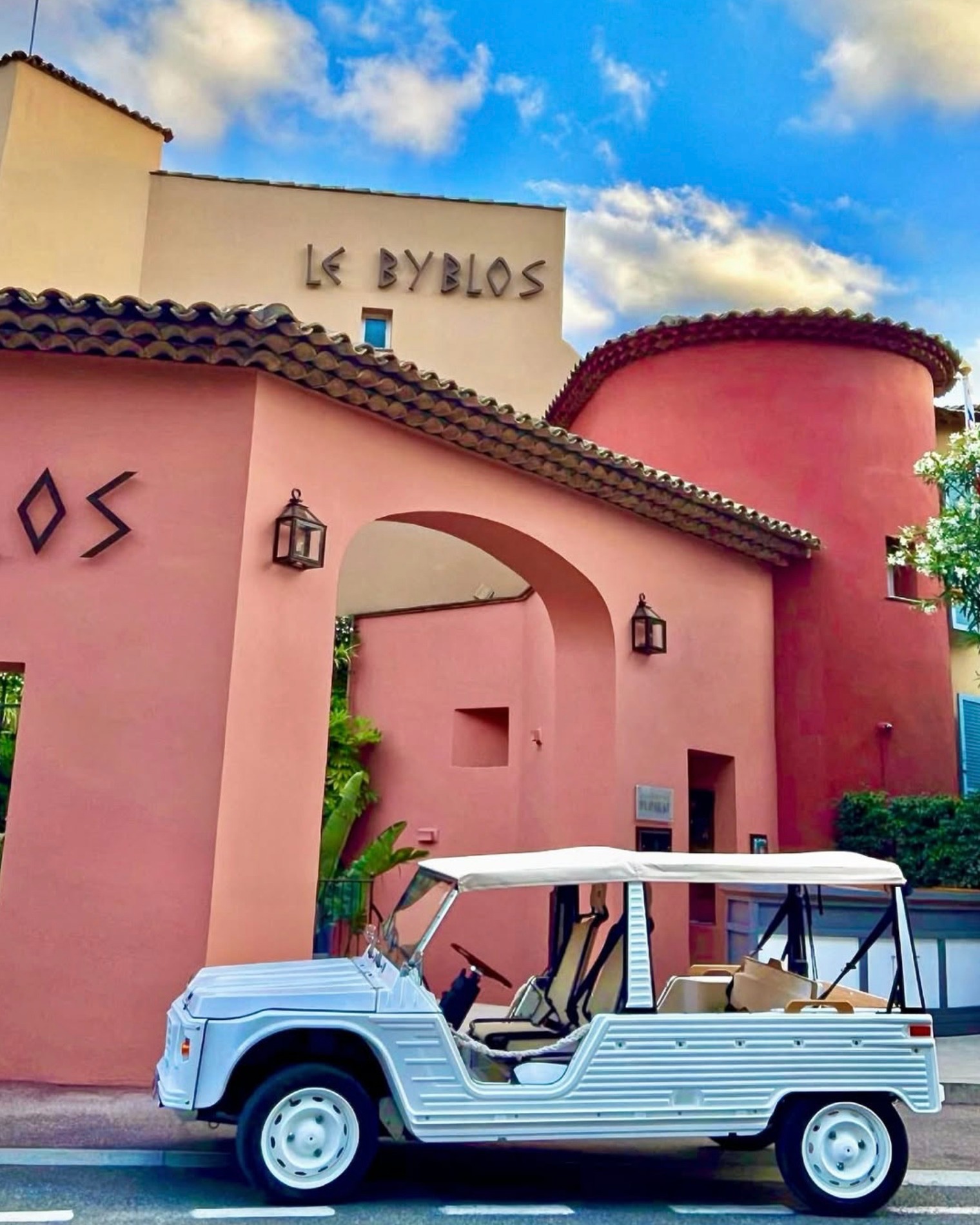 The doors of Hotel Byblos will soon open once again. The hotel in Saint Tropez stands as a distinguished 5-star palace nestled in the vibrant heart of the iconic village of Saint-Tropez, a place synonymous with glamour and sophistication. This illustrious hotel not only embodies timeless elegance but also encapsulates the quintessential French art of living, which is characterized by an appreciation for beauty, comfort, and a relaxed lifestyle. Since its grand opening in 1967, Hotel Byblos has become a legendary destination for discerning travelers, offering an exclusive experience that seamlessly blends discreet luxury with the rich authenticity of Mediterranean culture.
The architectural design of Hotel Byblos is a harmonious blend of traditional Provencal style and modern luxury, featuring charming terracotta roofs, vibrant bougainvillea, and beautifully landscaped gardens that create an inviting atmosphere. Guests are greeted with warm hospitality and personalized service, ensuring that every moment spent at the hotel is memorable. The accommodations range from elegantly appointed rooms to lavish suites, each designed to provide the utmost comfort while reflecting the unique character of the region.
For details info@dominiquedebay.com or by phone 1-212-752-1416 or WhatsApp 1-917-940-2407 #DominiqueDebaycollection #hotelbyblos #SaintTropez @byblossainttropez Photo @bettinalooney