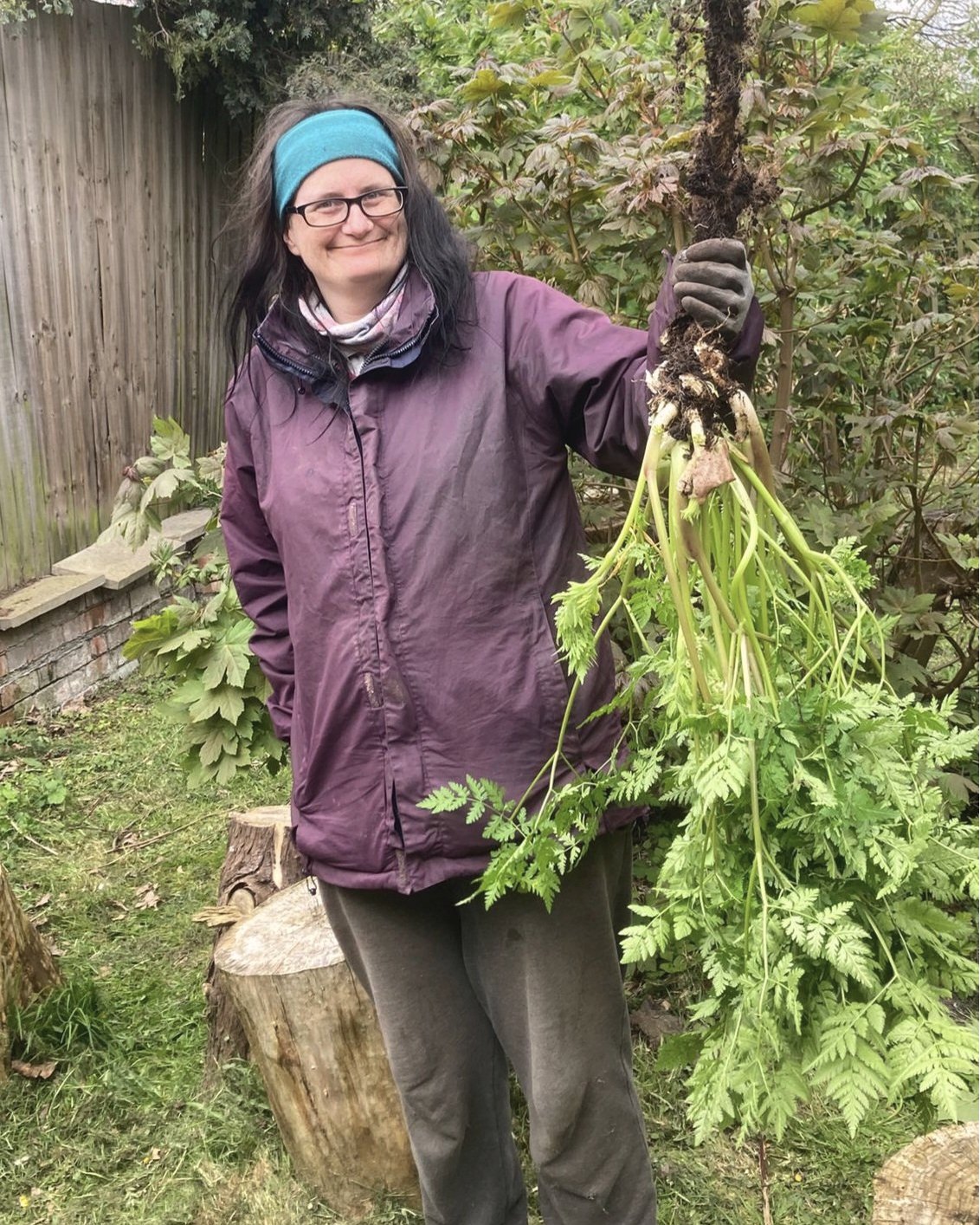 Fun and frolics at @stirchleybaths & #StirchleyLibrary #ForestGarden. Plenty of weeding work done to keep the garden looking beautiful to thrive in the upcoming Summer months.
#Stirchley @friendsofstirchleylibrary @westonfdn