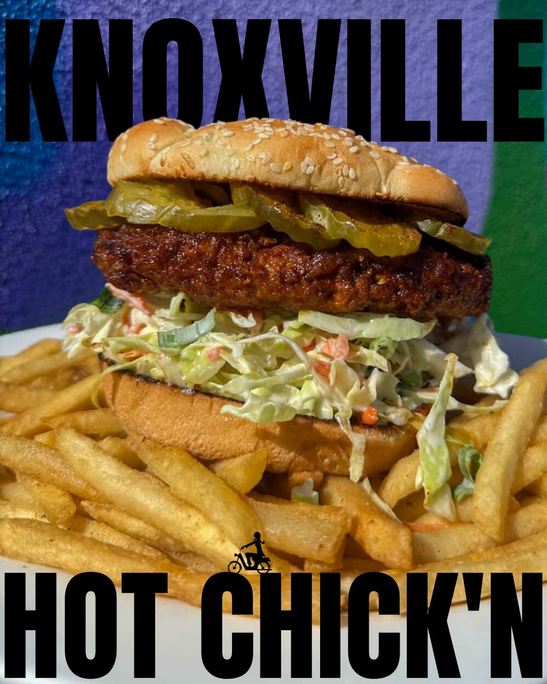 🔥The Knoxville Hot Chick'n🔥
Now at #greenPhx
Crispy fried chick'n dipped in a Nashville style seasoning blend, a sweet and tangy traditional coleslaw and pickles on a toasty sesame bun. Comes with fries!
🔥
#alwaysvegan