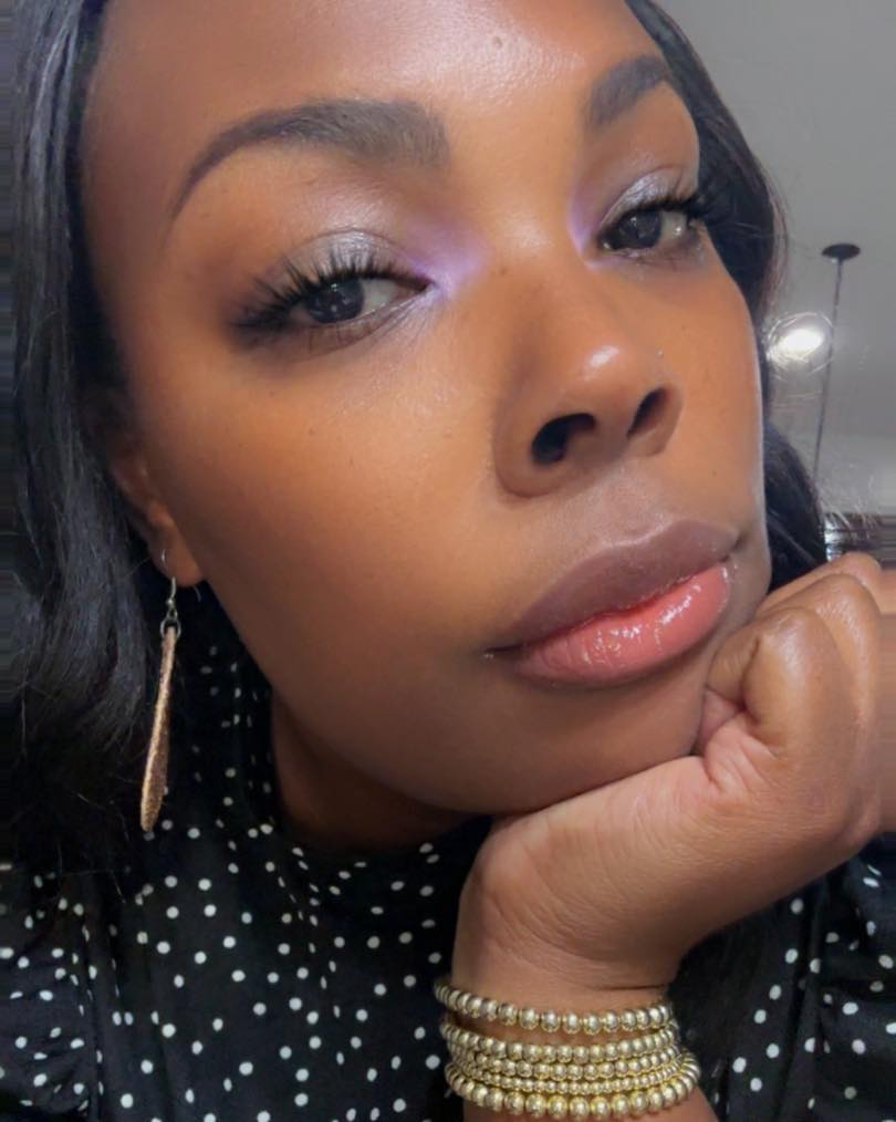 Let me say something most Realtors won’t…
Some people shouldn’t buy a home right now.
Not because they can’t
but because they’re not clear on what they actually want.
And without clarity?
Even the “perfect” house won’t feel right.