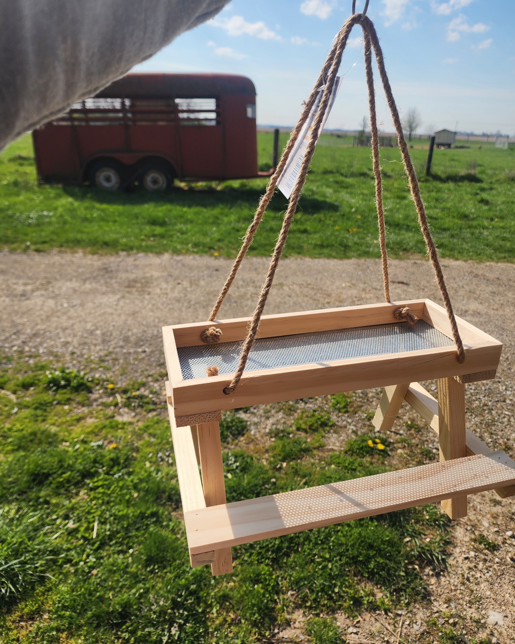 Hey Active Accounting , this definitely qualifies as ‘ordinary and necessary,’ right?? 😅🐥
Chick-nic table courtesy of Aldi 🛒
#TheShireFarm #FarmLife #knowyourfarmer