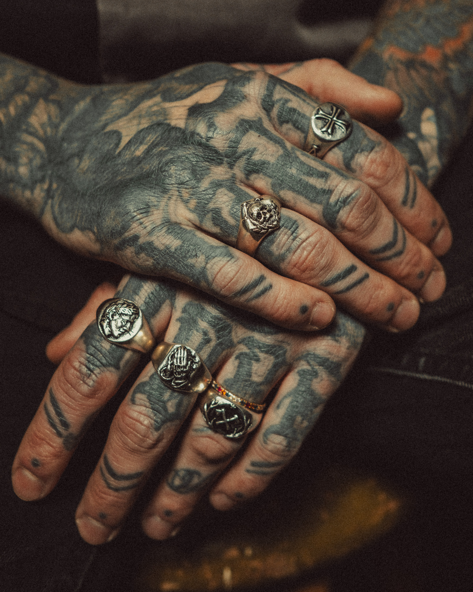 A throwback to one of our old collaborations with our brother from Sweden @dannemars
Every piece worn carries a story, not just of craftsmanship, but of connection across borders, cultures, and the same mindset.
Built different. Worn with purpose ⚜
__
available online at www.ironclan.co
get yours and became #IronclanWarlords now!
__
#IronclanJewelry #ironclanwarlords #ironclanrings #handmadejewelry