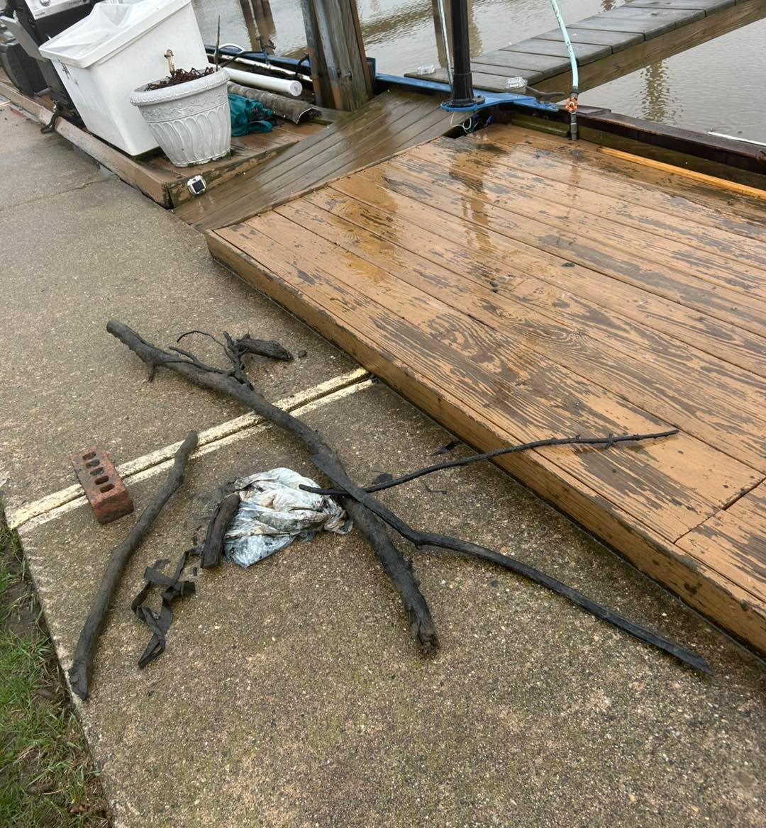 Clearing out Jim & Karen’s new slip at Lambrecht. The biggest thing I found there was actually a large piece of concrete, but we decided to relocate it to a safe spot under the dock instead of remove it.
.
.
#recoverydiving #lakestclair #greatlakesstate #detroitriver #stclairshores #clintonriver #harrisontownship #boattown #algonac #stclair #metrobeach #michiganboating #puremichigan #michiganmarinas #metaldetector #safeharbormarinas #boatmichigan #lambrecht