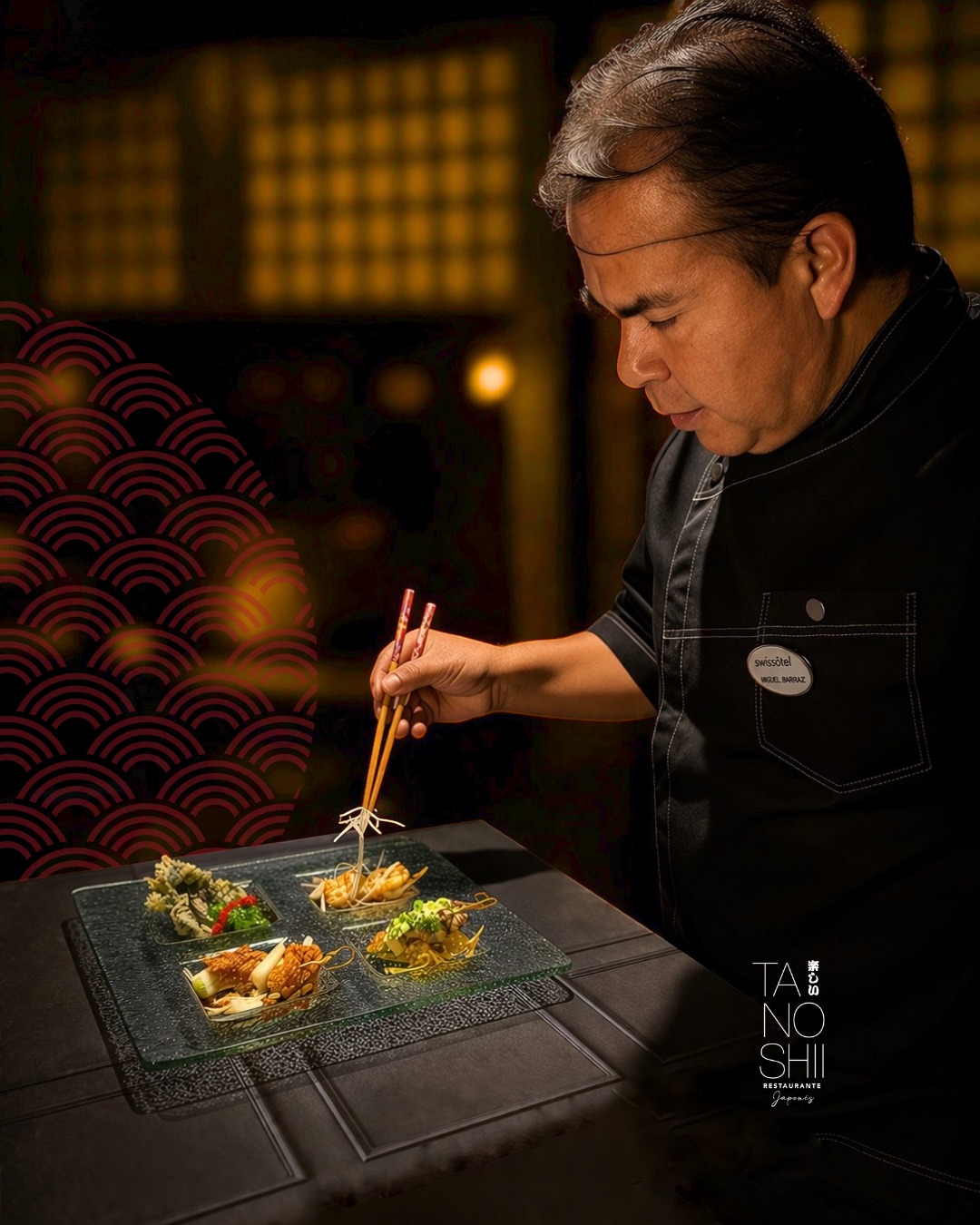 Una noche donde el talento, el sabor y el estilo se unen para crear una experiencia fuera de lo común. ✨
En Stereo Sushi, la cocina lleva la firma del Chef Miguel Enríquez, DJ MIUT marca el ritmo con una ambientación envolvente, y Casa Lima eleva la velada con sus cócteles signature como maridaje.
Este 24 de abril desde las 19:00, vive en Tanoshii Restaurante – Swissôtel Quito una propuesta única que fusiona gastronomía japonesa de autor, mixología creativa y música en una sola noche. 🍣✨🎶
Déjate sorprender por un exclusivo menú japonés de 7 cursos, acompañado de 5 cócteles de autor con destilado de té CASA LIMA, bebidas soft ilimitadas y una atmósfera pensada para despertar los sentidos.
Si buscas una experiencia diferente en Quito, llena de detalles, sabor y buena música, Stereo Sushi es la cita que no te puedes perder.
💰 USD 70 por persona (incluye impuestos)
⚠️ Cupos limitados
📲 Reserva en el link de la BIO
📞 Tel: 393 5200
#StereoSushi #TanoshiiRestaurante #SwissotelQuito #CenaEnQuito #ComidaJaponesaQuito #MixologiaDeAutor #EventosEnQuito #SushiEnQuito
