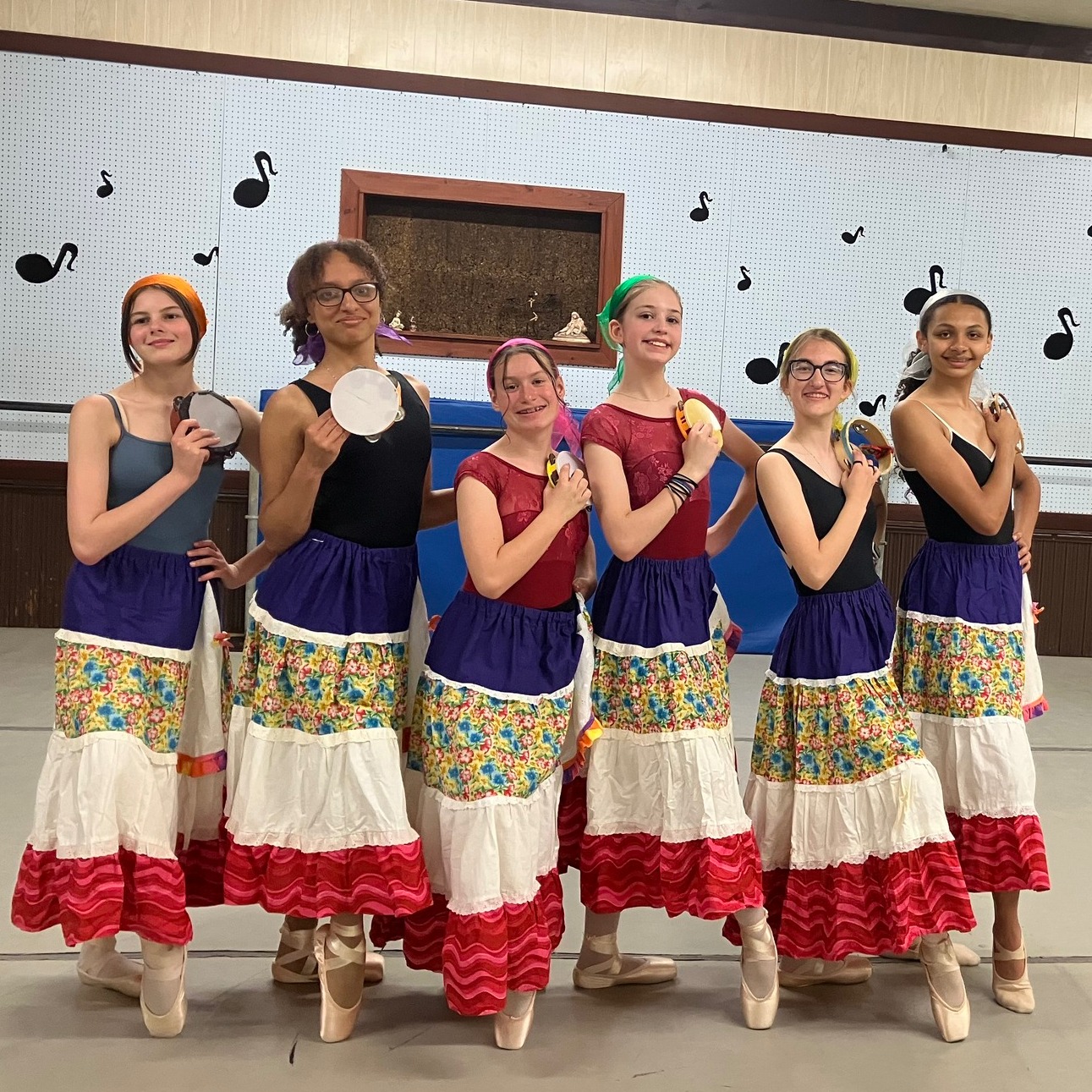 Check out our Beginner Pointe class trying on their Demo costumes for “Esmeralda”!
We are so excited for this year's Demonstration Concert! The Demonstration Concert is scheduled for May 31st at 3pm at Boyertown Area Middle School West. The dress rehearsal is scheduled for May 30th and is MANDATORY for all those that are participating in the Demo Concert. A schedule with the time(s) that your dancer(s) will be attached to your Session 4 newsletter this week and also is posted in the Parent area of the website. YOU NEED TO BE AT THE THEATER (BOYERTOWN AREA MIDDLE SCHOOL WEST) TWENTY MINUTES BEFORE YOUR ALLOTTED TIME ON STAGE.
We can't wait to see all of the hard work that our dancers have put in this year!