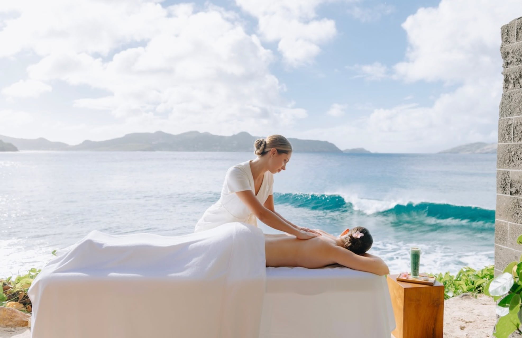 Sharing a wellness escape at the heart of summer on Saint Barth at The Christopher Hotel. For any stay of 3 nights or more in July,enjoy a privileged moment with our special offer:
Breakfast includedA complimentary 30-minute treatment per person(for 2 guests)
A stay designed as an invitation to slow down, breathe, and be carried awayby the energy of the ocean.
The prestigious Sisley brand offers a unique know-how and a relaxing experience by using quality beauty products with incomparable effectiveness to immerse guests in an exceptional sensory universe. The Sisley Spa has been voted the best Spa in the Caribbean and St. Barthélemy since 2020, at the World Spa Awards. It also holds the Spa-A quality label, a guarantee of excellence and professionalism.
To book the offer:reservations@hotelchristopher.com or for more info email info@dominiquedebay.com or by phone 1-212-752-1416 or WhatsApp 1-917-940-2407 #dominiquedebaycollection #hotelchristopher #saintbarth #sisleyspa @christopher_stbarth #serandipians #virtuoso #greenglobecertified #caribbeansbesthotelspa #thechristopherexperience