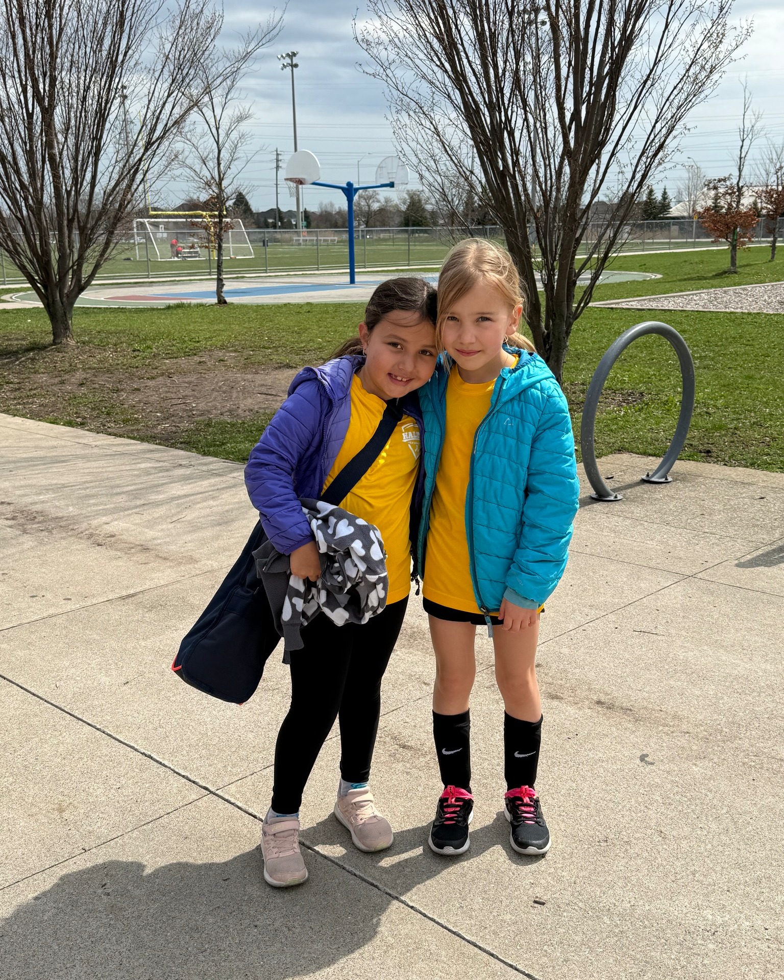 We kicked off our House League season on Saturday, and we're thrilled to see lots of familiar faces and welcome new members to the club!
Thanks to everyone who came out, our sponsors and to our amazing coaches and volunteers for making another season of field hockey possible.
@haltonthrashers #haltonfieldhockey #fieldhockey #youthsports @walkers_health_performance