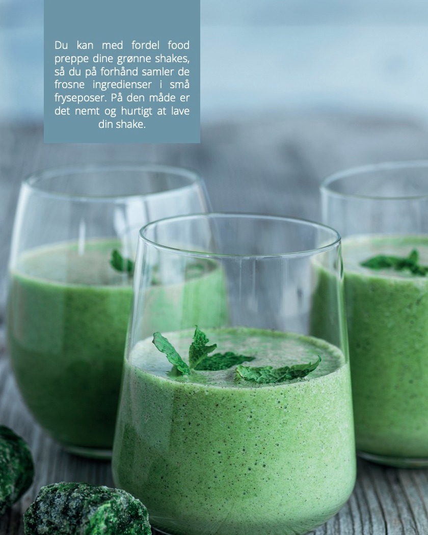 Grøn shake - God til boost.
• 250 g vand, koldt
• 15-25 g proteinpulver, fx med vaniljesmag Whey 100 eller Hartvig & Engell
• 15 g hasselnøddesmør, kan erstattes med hasselnødder eller
andre nødder
• 30 g spinat, frost
• 20 g grønkål, frost
• 50 g banan eller mango, frost
• 5-10 blade frisk citronmelisse eller mynte
• 2-3 isterninger
evt lidt frisk persille eller mynte, evt. 1 spsk havtorn fra frost.
Kom alle ingredienserne i en god blender med en stærk motor, fx
en Vitamix- eller en KitchenAid-blender. Blend i 45 sek. Juster vandmængden, så du får den konsistens, der passer dig.
Server shaken i et glas, eller hæld den på en flaske og tag den med
på farten.
www.hartvig-engell.dk/butik