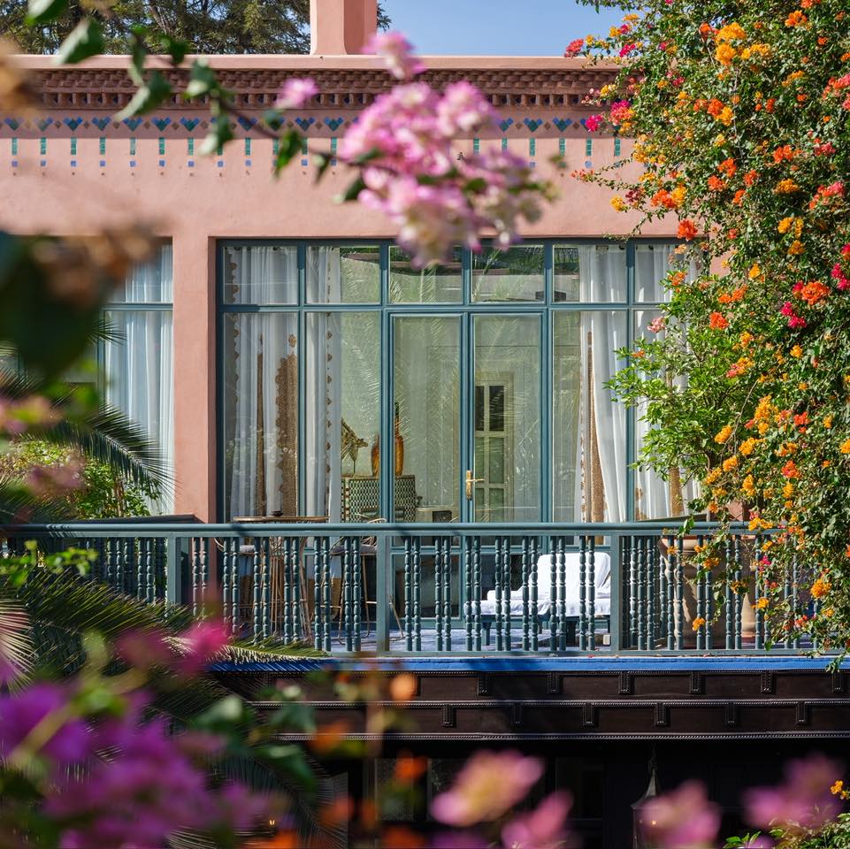 Hidden behind its walls, nature is not just a backdrop, it’s part of the experience. Lush gardens, blooming bougainvillea, palm trees, and quiet corners filled with light create a space where architecture and landscape exist in harmony .
From shaded terraces to open lawns, every moment here feels connected to something slower, more grounded, more essential. A reminder that luxury can also mean space, calm, and respect for what surrounds us.
Today, we celebrate these spaces, where nature is not interrupted, but embraced.
#earthday #DarRhizlane #MarrakechLiving #slowluxury #SustainableTravel #moroccotravel