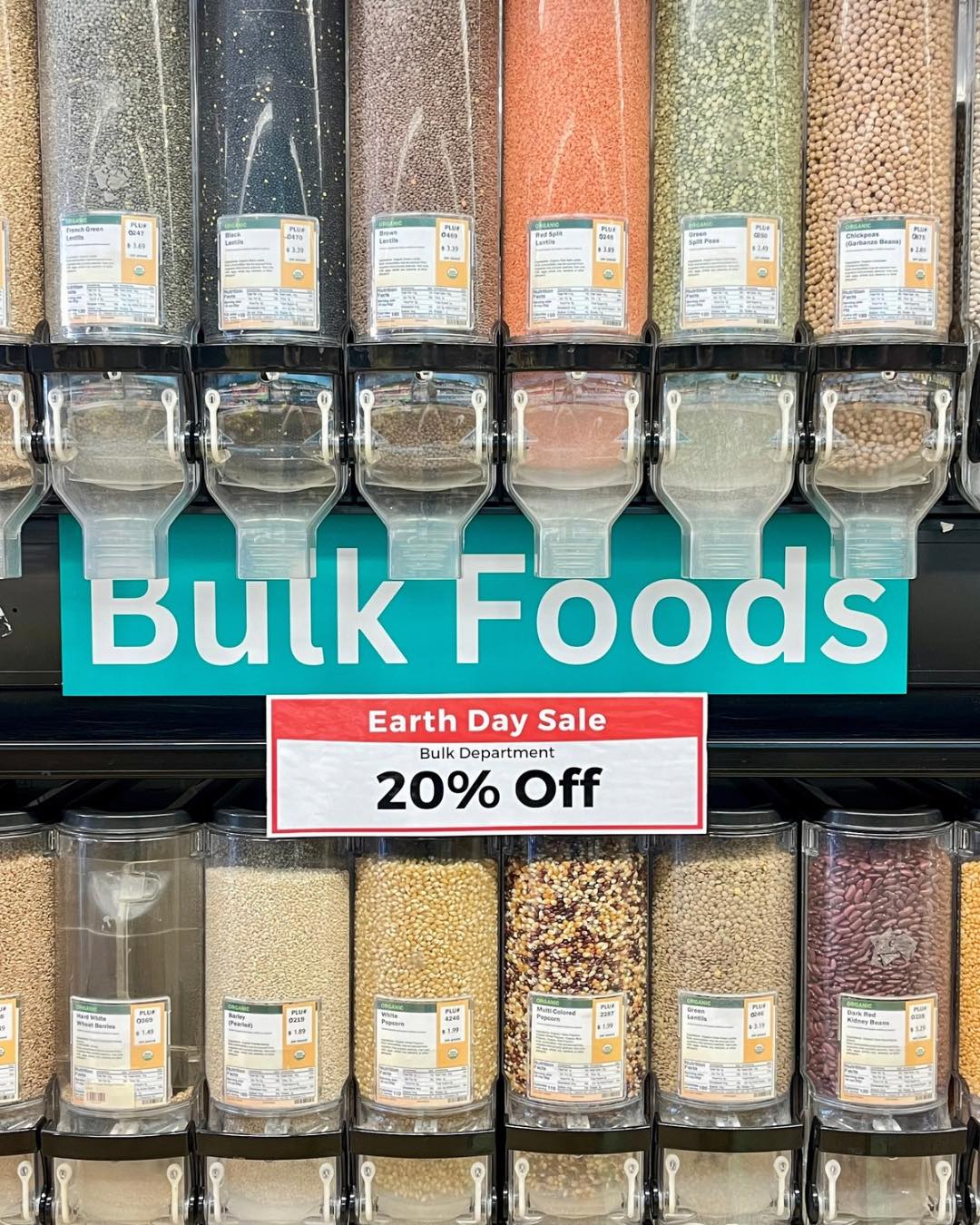 Happy Earth Day, everyone 🌎 Enjoy 20% off bulk products today only! Buying in bulk not only cuts down on the overall environmental footprint, but it’s an easy way to purchase the exact amount you need and save you money at the same time.