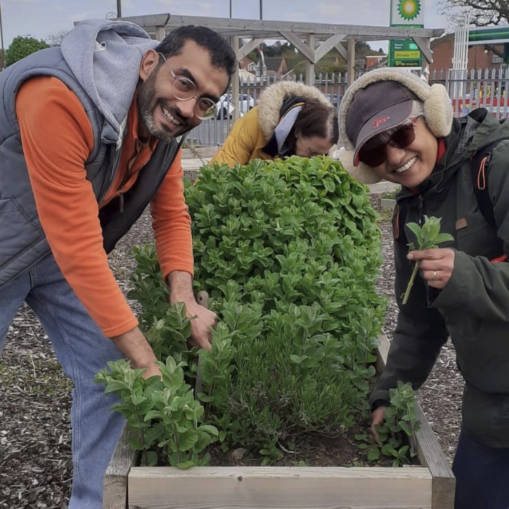 We've been #EdiblePerennial plant propagating this week with @warstockcommunity_centre. Smiling happy faces - the power of plants!