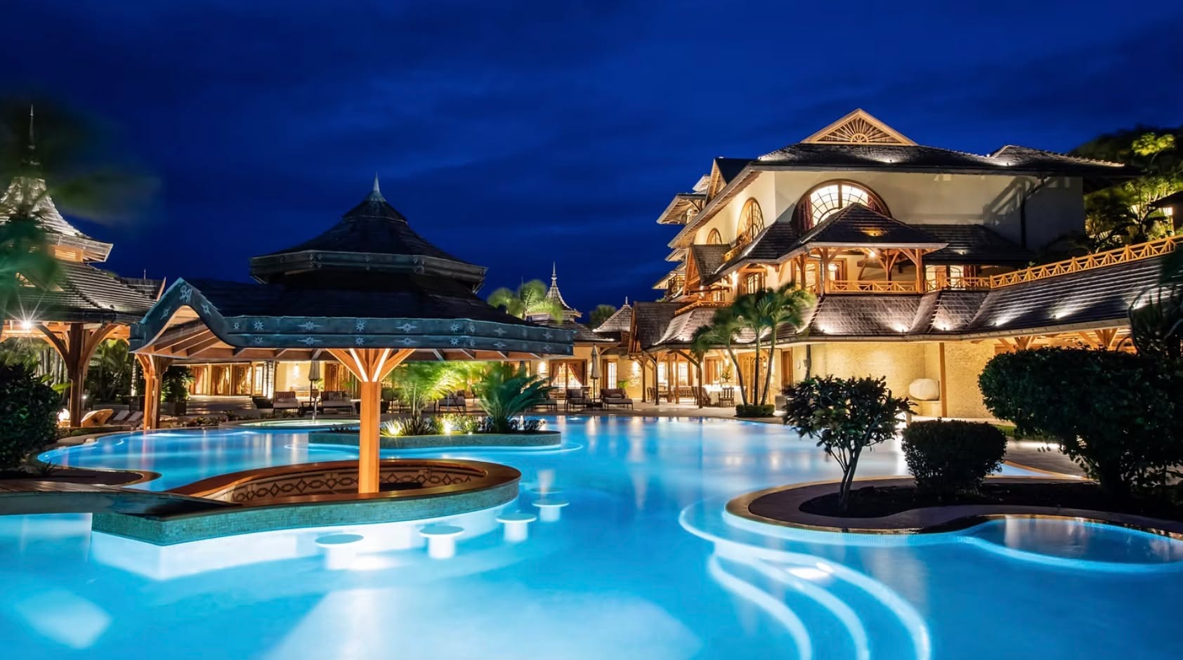 Looking for The Ultimate Private Island Getaway for your clients? Calivigny Island is the epitome of luxury in the Caribbean, offering an exclusive vacation experience like no other. This stunning 80-acre paradise features six pristine beaches, lush landscapes, and breathtaking ocean views. Guests enjoy extraordinary villas designed with elegance and Caribbean flair, providing privacy and comfort with luxurious furnishings and private terraces.
A dedicated team ensures exceptional service, from personal concierges to private chefs crafting gourmet meals tailored to individual tastes. Adventure awaits with sailing, snorkeling, and various water sports, while land activities include hiking, yoga, and leisurely bike rides. Guests can unwind on the beaches or indulge in spa services for a truly rejuvenating experience. With the option to reserve the entire island for private events, Calivigny Island offers a unique, personalized escape that combines natural beauty with exceptional service.
Ask us for details info@dominiquedebay.com or phone us at 1-212-752-1416 or WhatsApp 1-917-940-2407 #dominiquedebaycollection #calivignyisland #grenada
