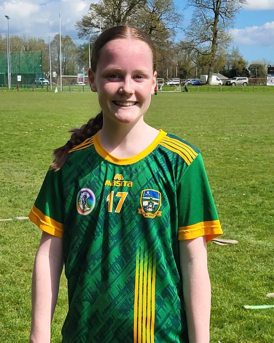 The rise of the small ball at CLG Domhnach Mór Cill Dhéagláin continued last weekend as our club was represented on both the @offmeathcamog U16 and U14 teams.
Comhghairdeas mór le Rachel Concannon agus Abigail Buckley!