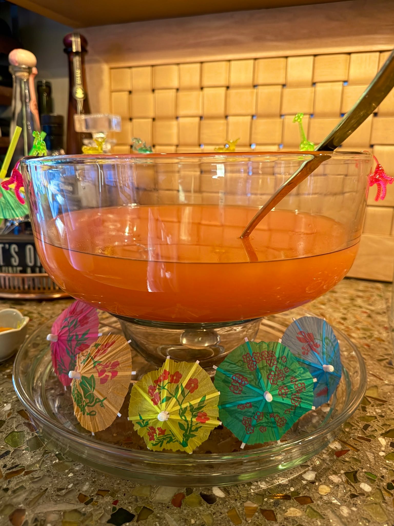 Quick tip: you don’t always need to buy something new - you might already have what you need at home. For a recent party, I needed a small punch bowl, so I got creative. I inverted a cloche and placed it on top of a chip and dip plate for height and stability. Voilà, a punch bowl with no purchase needed. ✨
Be sure to follow for more tips!
#tips #hosting #mom #cocktails #diy