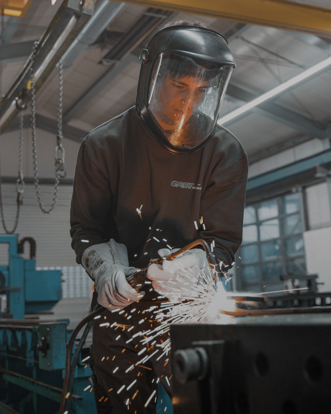 Auch wenn wir selten mit Plasma arbeiten, Präzision ist immer Pflicht.
#teamgast #handwerk #plasmaschneiden