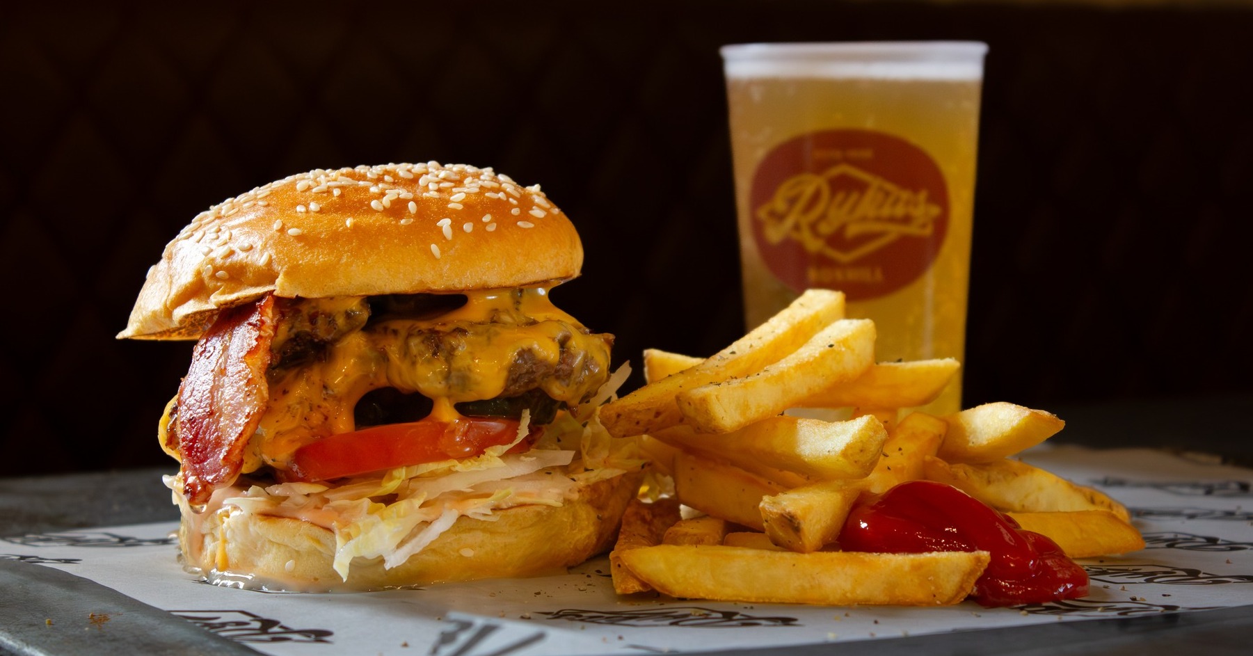 Craving a proper burger? 🏍️ We’ve got you covered 🍔🔥
#rykas #rykasboxhill #burger #boxhill