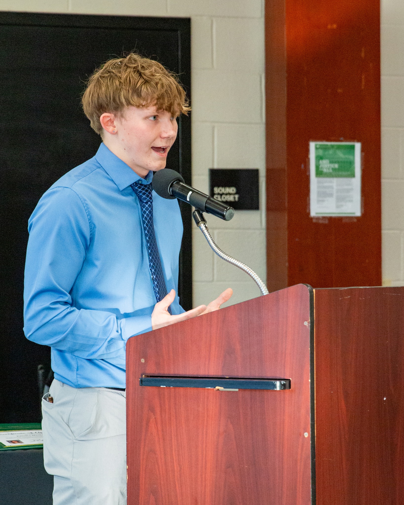 Our co-op program allows seniors to gain valuable industry experience before theygraduate, all while earning money and contributing to the local economy. The annual co-op banquet was held on Thursday, April 16, to honor these students and their employers. View all 92 photos of this event by visiting ycst.info/coop26 or clicking on the link in our bio.
Thank you to Mr. Donald Bryant and our industry partners, who make these opportunities possible! Also, a big shoutout goes to our Culinary Arts program for making the delicious food served during the banquet. #YorkTechProud
📸 Jordan Collins '24