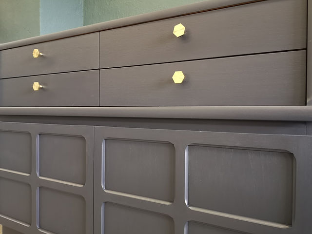✨ Interior styling & furniture transformation commissions ✨
Helping homeowners and holiday cottage owners across the Cotswolds create warm, characterful interiors using reloved furniture and thoughtful design.
If you have a piece you’d like refreshed or a space that needs a lift, I’d love to help.
Please get in touch for more details, or take a look at Reloved by Jo.
#CotswoldsInteriors #HolidayCottageDesign #RelovedFurniture #UpcycledFurniture #CotswoldsHomes
