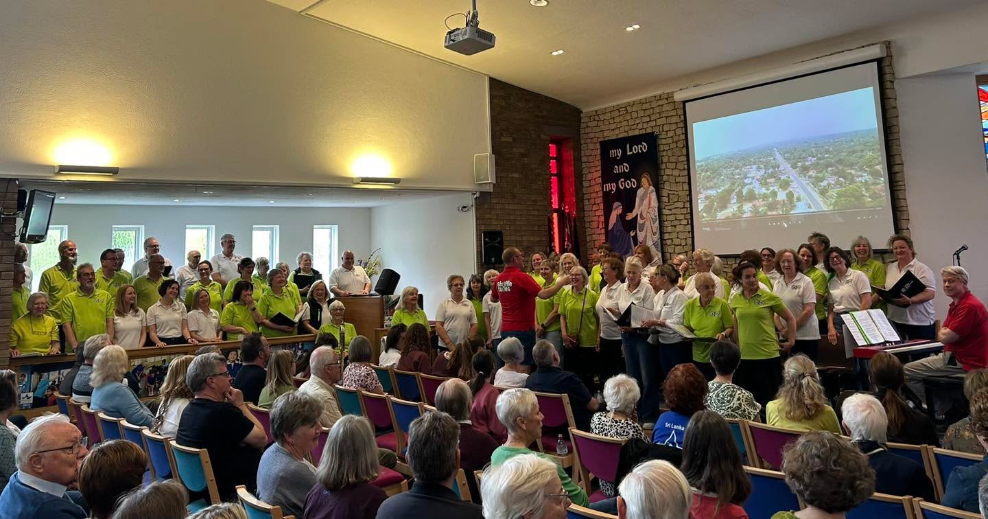 Yesterdays gig was fantastic! It was great sing with you all- and the audience, and fleet recorder group were amazing! Calthrope park school should be massively proud of their staff and students for playing and singing so well. All in all, a great event. And tonnes raised for Ocean Stars- check them out and support and incredibly worthy cause.