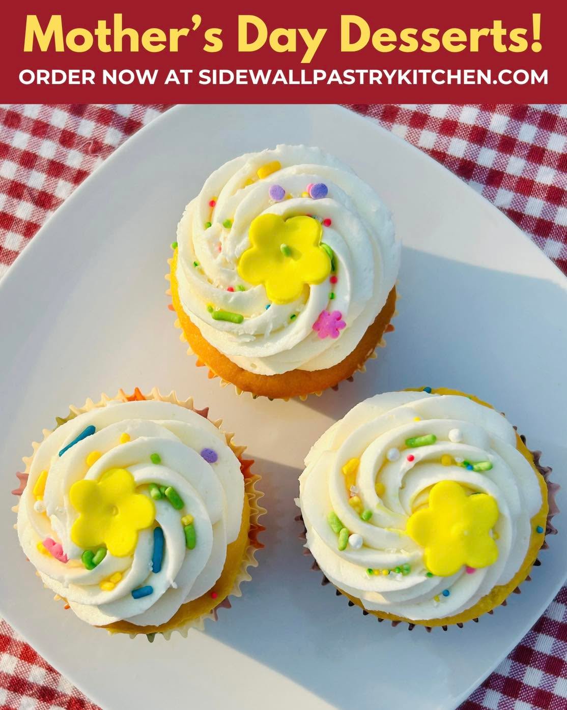 Visit SidewallPastryKitchen.com by this Sun 5/3 at 9pm to secure your special treats for Mother’s Day!
Enjoy a variety of:
🍋Lemon Cupcakes
🍎GF/V Apple Pie Bars
😋GF Caramel Mocha Latte Cheesecake
🍌GF Banana Pudding
🌀Biscuit Cinnamon Rolls (Reg & GF)
Pick up Fri 5/8 at your selected @sidewallpizza location.
#mothersday #mothersdaydesserts #gvltoday #greenville360 #glutenfree