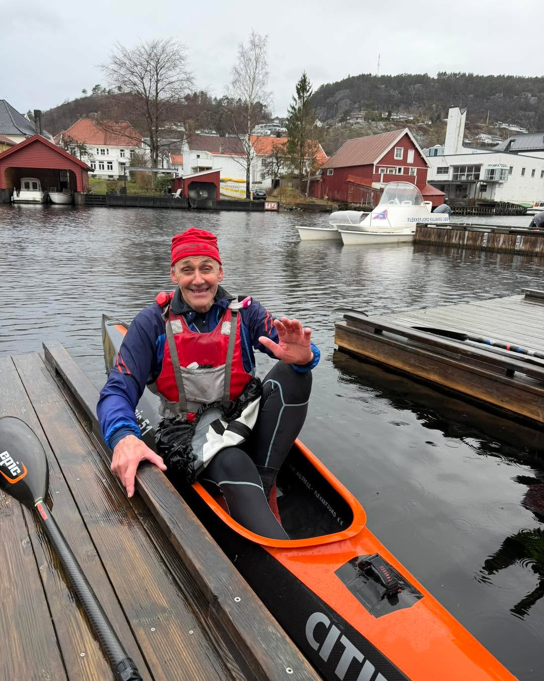 Vår egen Olaf Søyland💫
OL-deltaker, fler ganger verdensmester, Flekkefjord patriot, aktiv trener hos oss og en primus motor for Flekkefjord kajakkklubb.
Vi er heldige som har et forbilde som Olaf på laget🏆💫