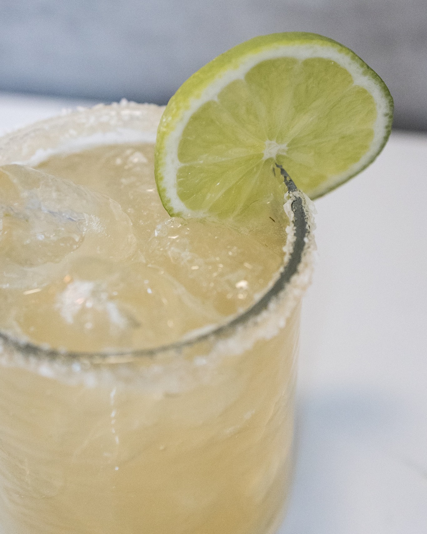 Margarita anyone!? 🍹
Celebrating Cinco de Mayo appropriately with a yummy marg courtesy of @happierhourmbc. I LOVE working with Krista as she crafts up yummy cocktails (plus, I get to sample 😉)
If you're looking for a bartender for your next event, Krista is your girl!