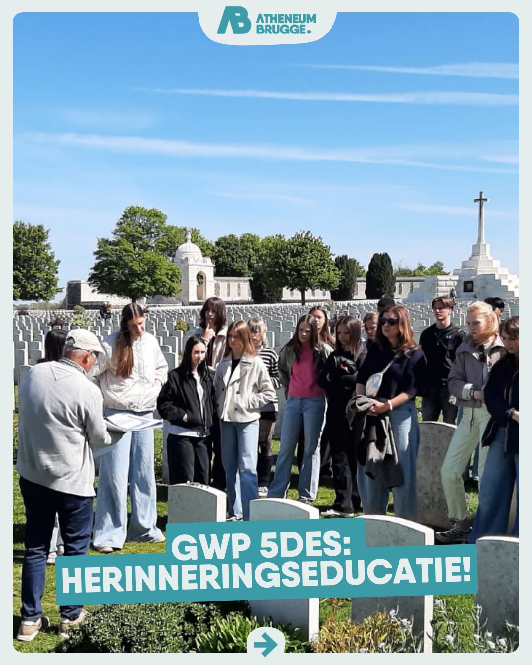 🗣 Projectweek in Atheneum Brugge! Onze 5des graven in ons verleden in het kader van herinneringseducatie. Bezoeken aan markante plaatsen als Tyne Cot Cemetery en het Fort van Breendonk mogen daarop die ontbreken. Herinneringseducatie houdt ons wakker door verhalen levend te houden. Zo bouwen we aan empathie en weerbaarheid. Wie begrijpt waar we vandaan komen, leert bewuster keuzes te maken in het leven.
-
#ikbeneenatheneeër #samenlerensamenleven #fieroponsgo
