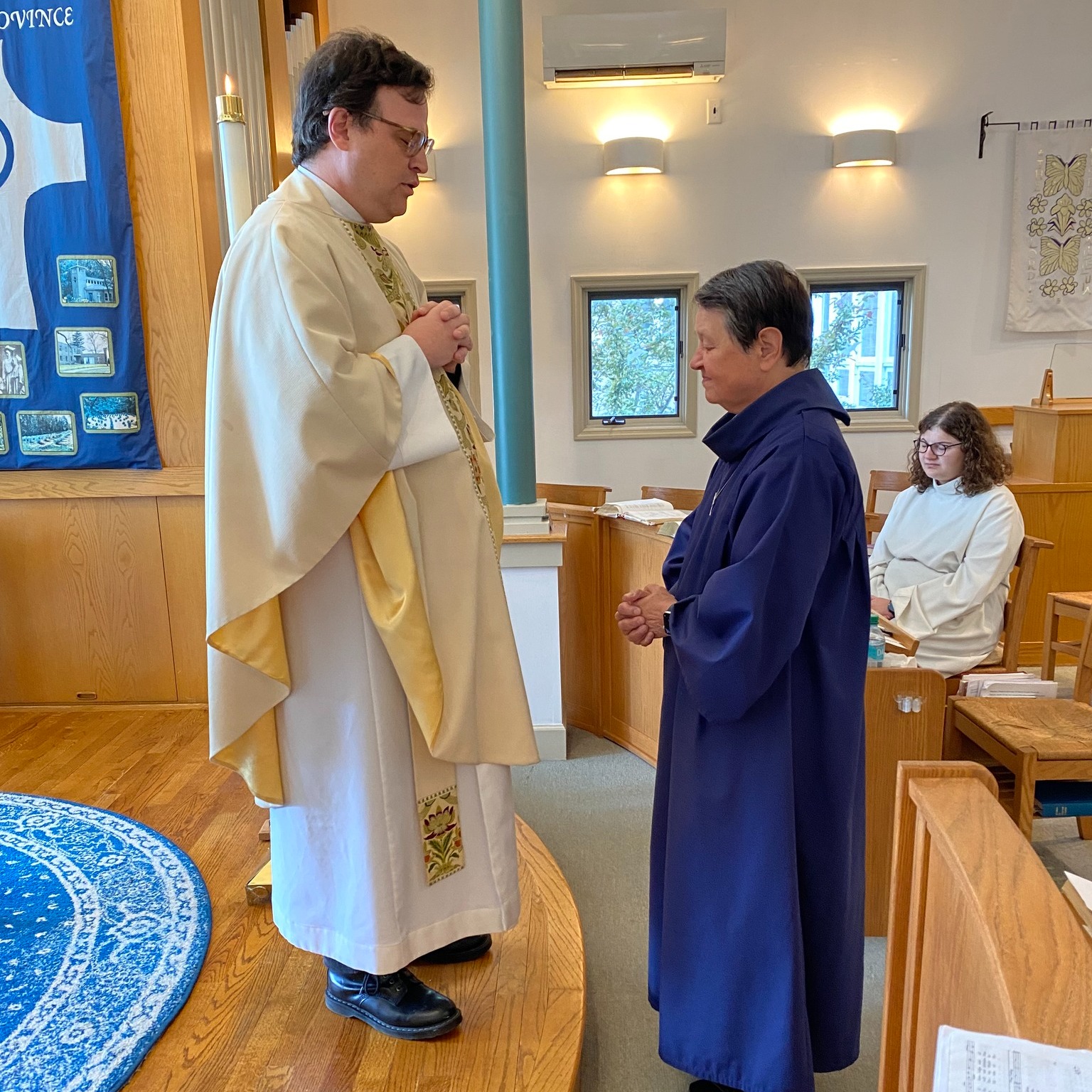 In addition to celebrating the Feast of St. Philip and St. James today, it is also time to celebrate Sister Madeleine Mary's birthday today! Our celebrant and preacher this morning, the Rev. Will Levanway, gave Sister Madeleine Mary a birthday blessing. Fr. Levanway is the priest-in-charge at Christ Church, Chattanooga, and also the chaplain for Project Canterbury at UTC, which operates at Christ Church as well. Happy birthday, Sister! #birthdaynun