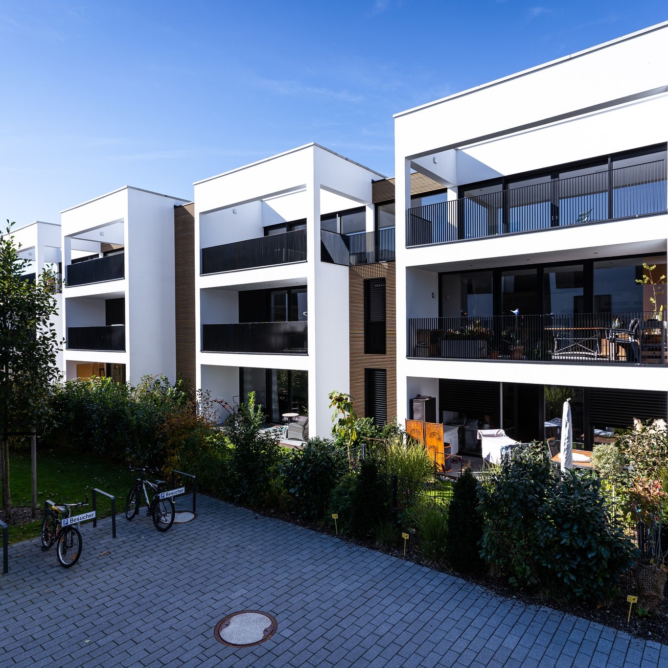 Mit unseren Geländern kommt der moderne Look von ganz allein.
#teamgast #modern #geländer