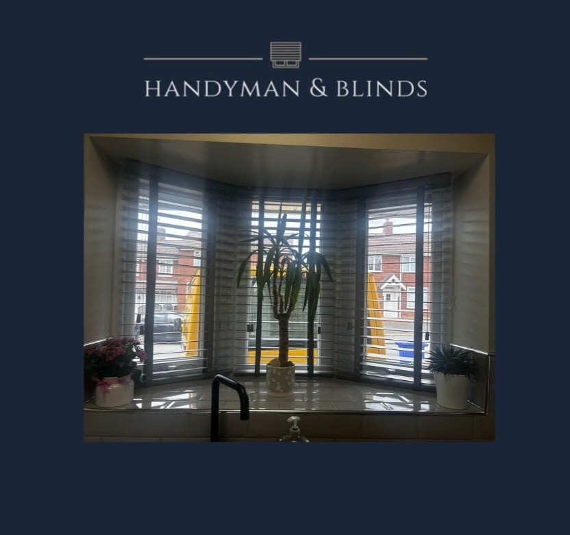 ⭐️VENETIANS⭐️
Just finished installing some beautiful Venetian blinds in a stunning bay window! 🪟✨
The perfect blend of style and functionality to enhance any space. Loving how they add a touch of elegance and control over the natural light.
If you're thinking of updating your windows, get in touch on 01384 277877!
#VenetianBlinds #HomeUpgrade #BayWindowMakeover