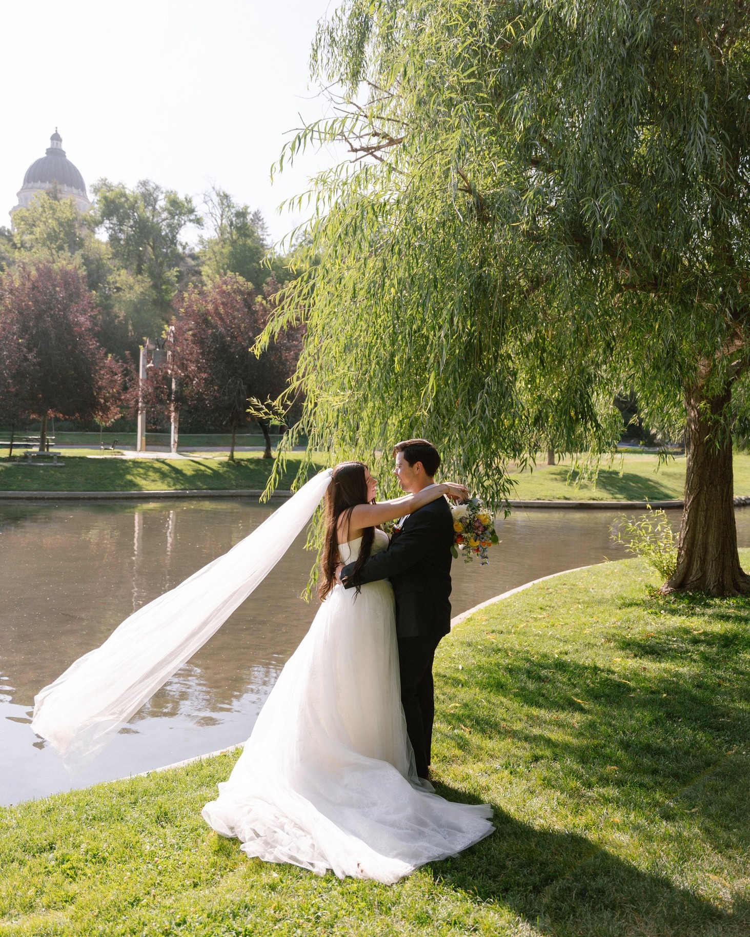 One of our favorite captures from last summer ✨ The natural beauty of Memory Grove Park creates the dreamiest backdrop for wedding photos.
Photographer: @emilybphotofilm
Florist: @madelynsflowers.ut
#utahweddings #slcweddings #utahweddingvenue #utahbride
