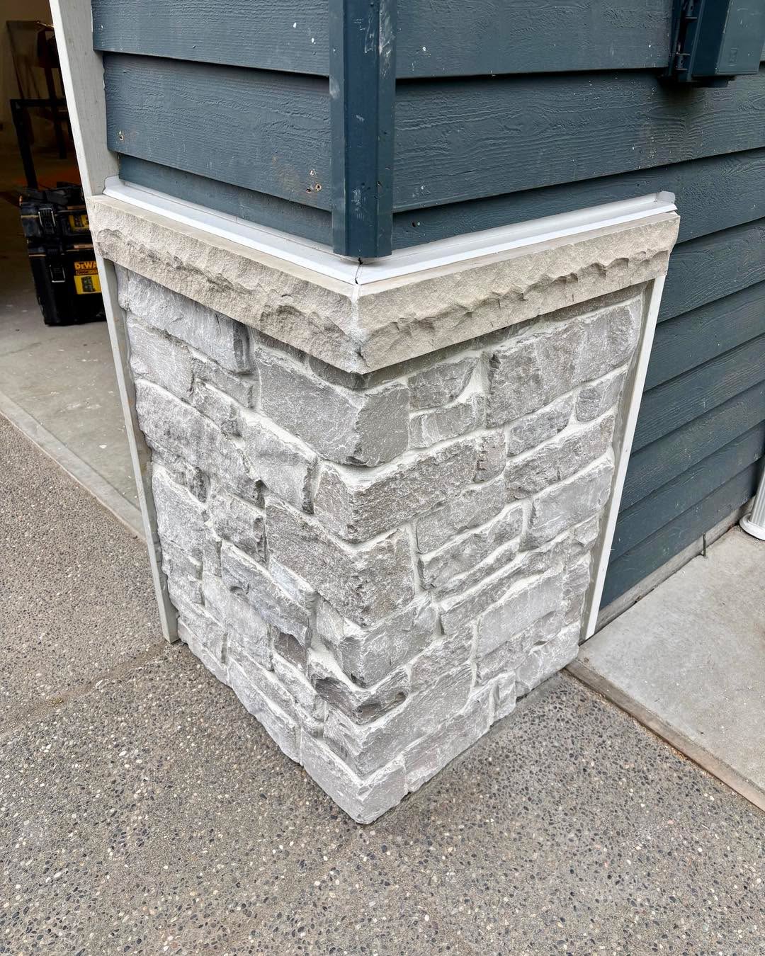 A commitment to quality installation is the cornerstone of the Black Diamond Masonry philosophy (see what we did there?)
#MasonryCraftsmanship #meticulous #CurbAppeal #stone #stoneveneer