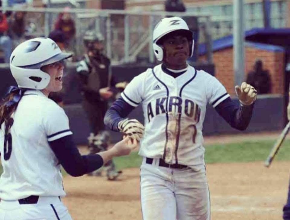 Julie already posted about our immense loss and I stole this picture from Lisa, but I had to share it to honor the life of an amazing human! You’re looking at two of the best teammates and biggest hearts we ever coached in this picture and it pains me that we lost one of those hearts way too soon. We loved Pharoah Grey from the first moment we talked as a 17 year old kid. As Julie Bias Pratt said, it was a true honor to coach them and an even bigger honor that Pharaoh continued to love us long after the game…we are so grateful, because we certainly reciprocated! What a sad day. What a huge heart. What a loss. 💔
